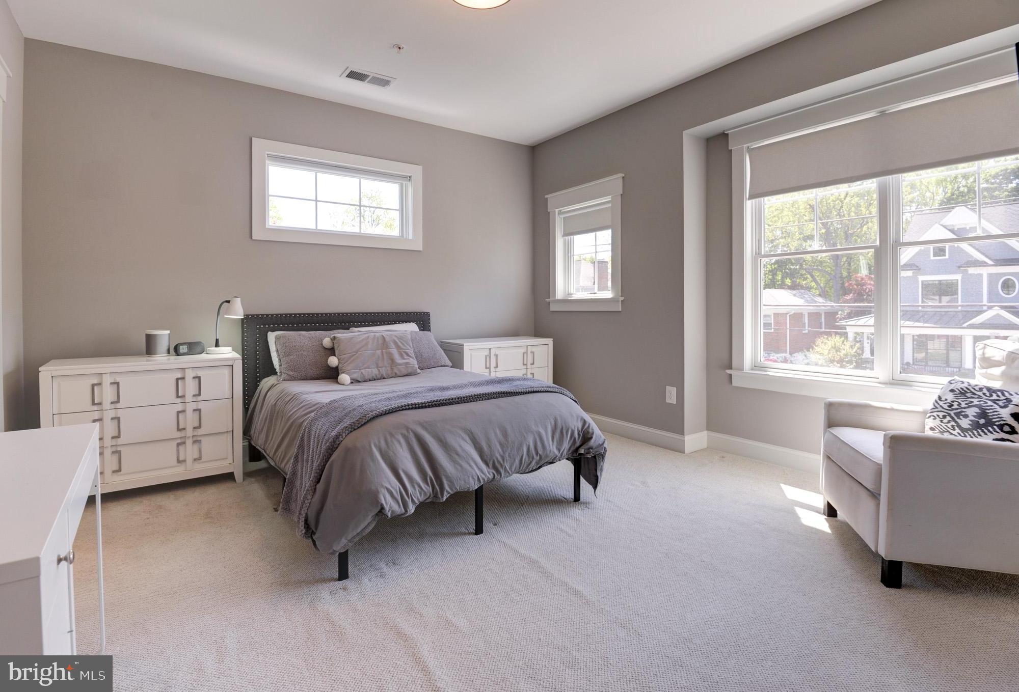 Real estate listing preview #37