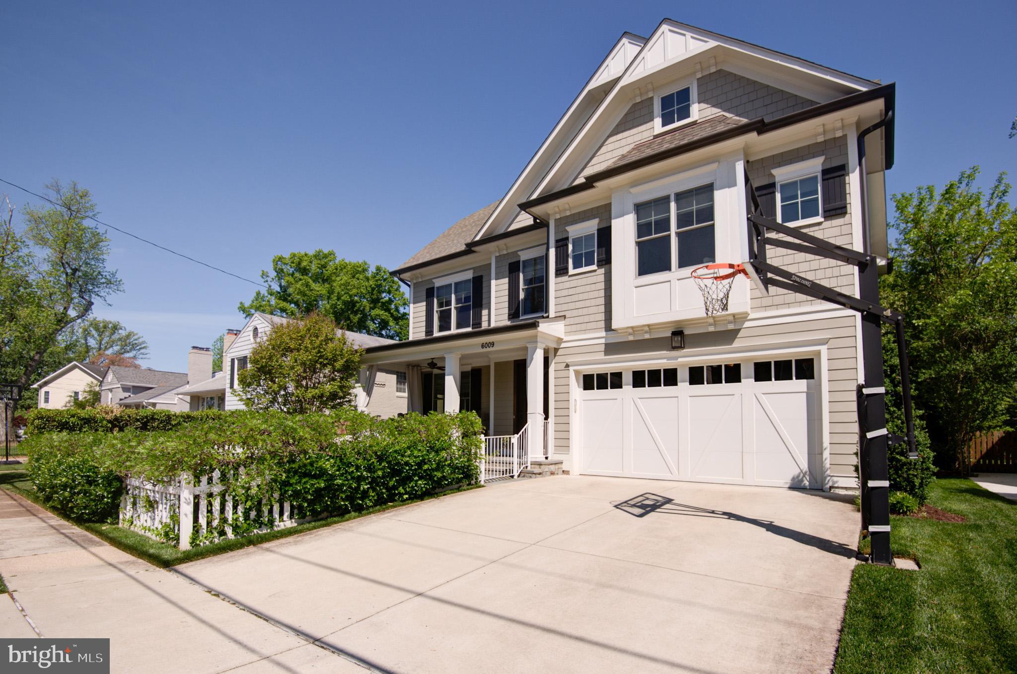 Real estate listing preview #8