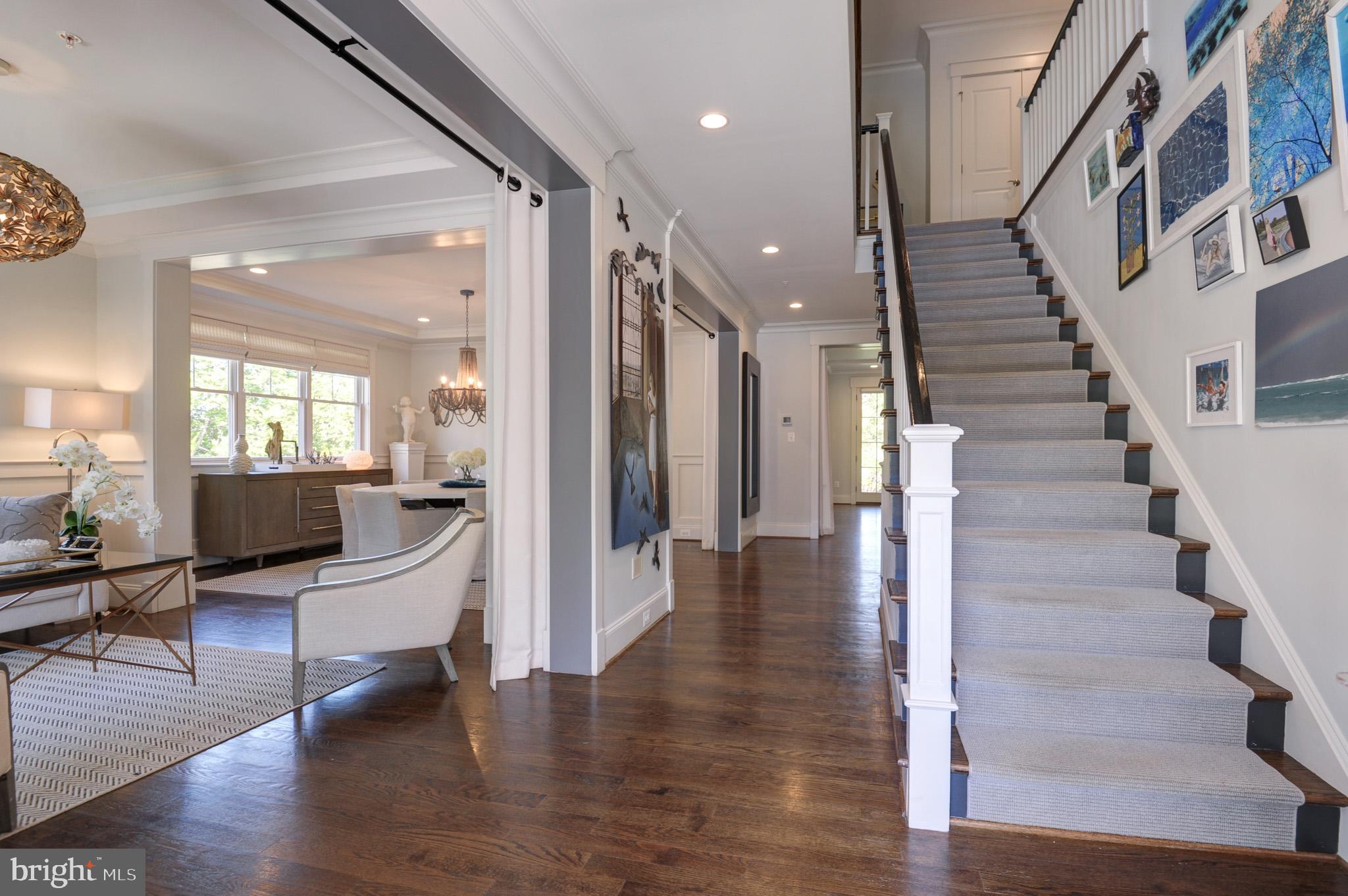 Real estate listing preview #9