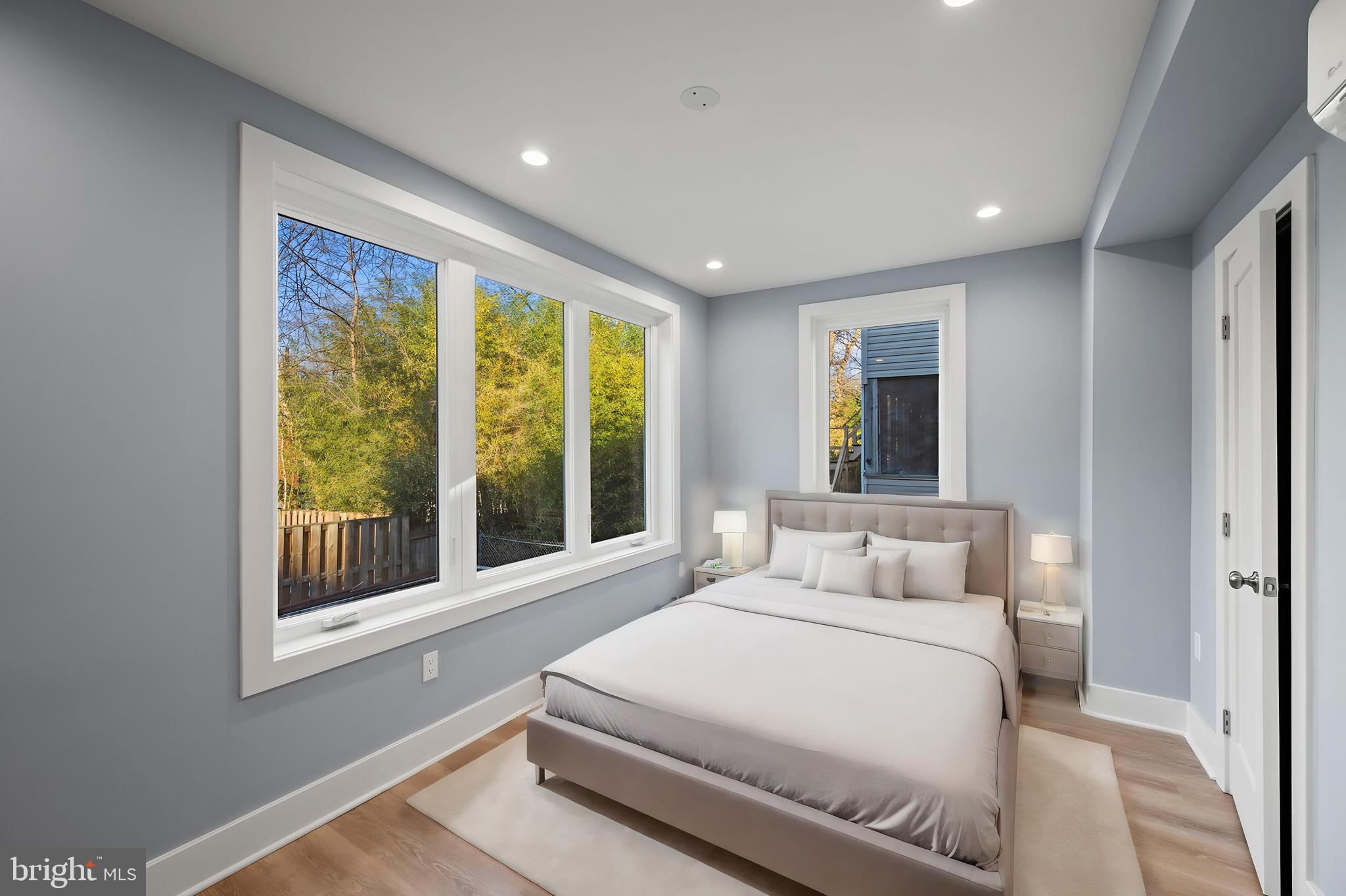 Real estate listing preview #6