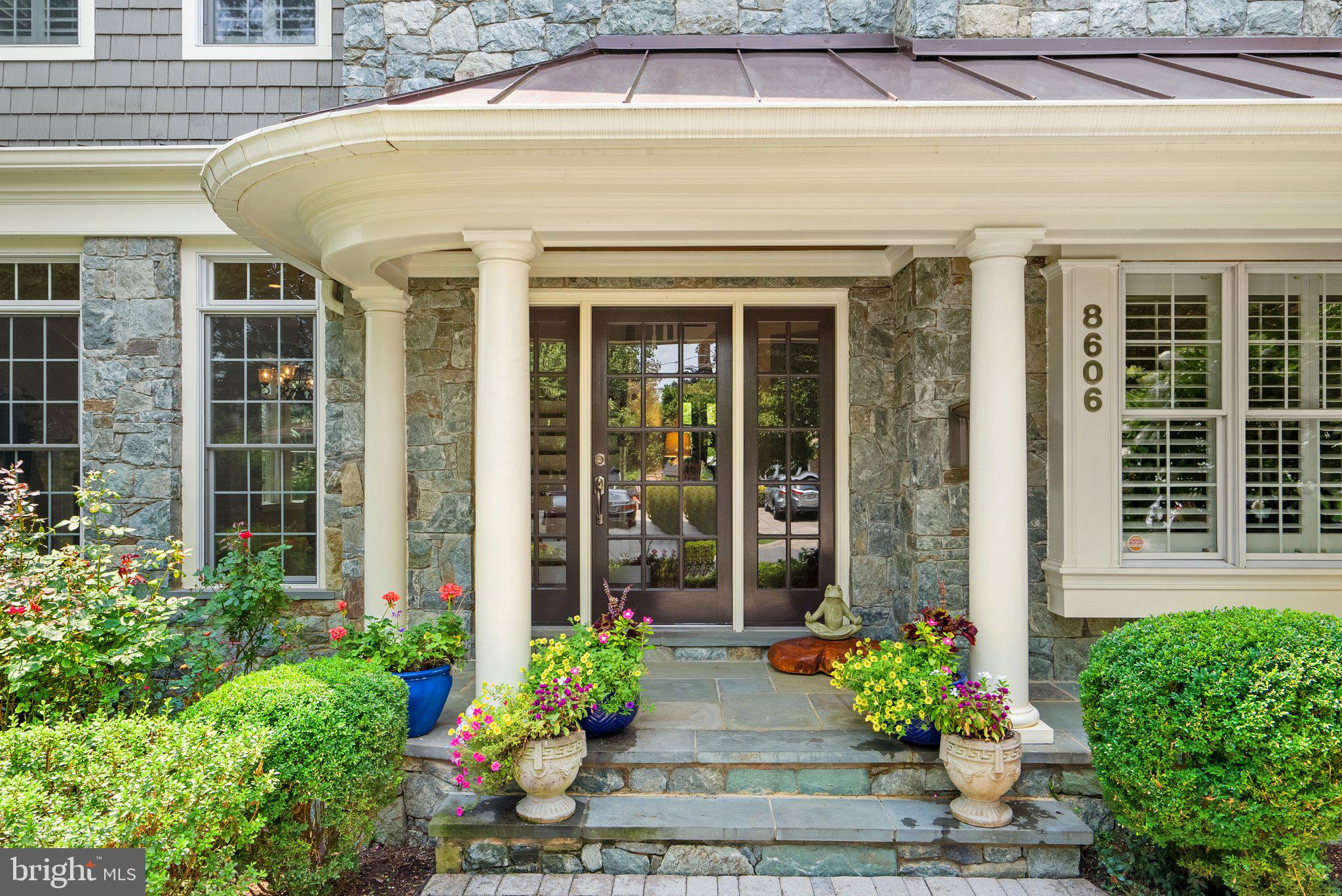 Real estate listing preview #77