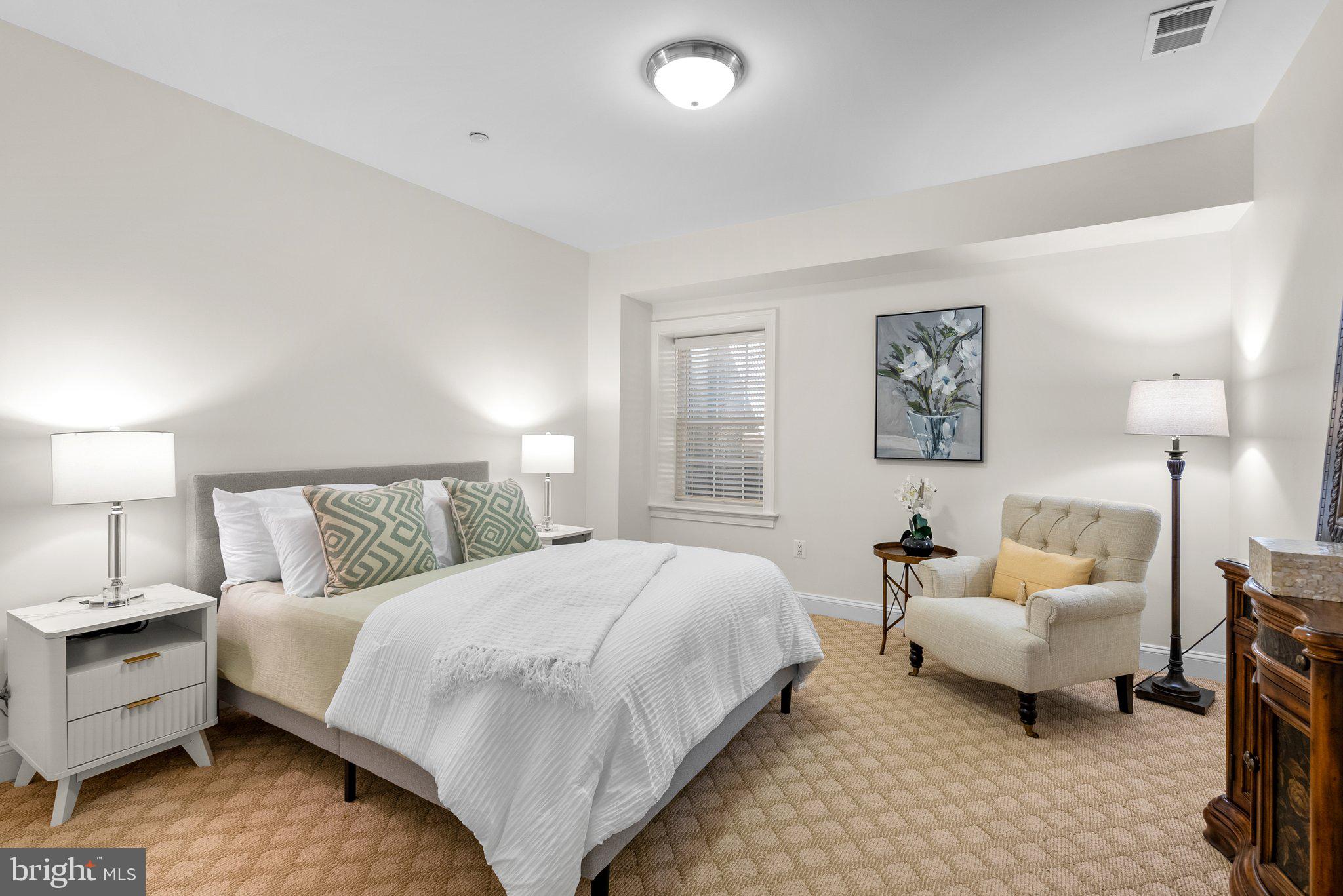 Real estate listing preview #38