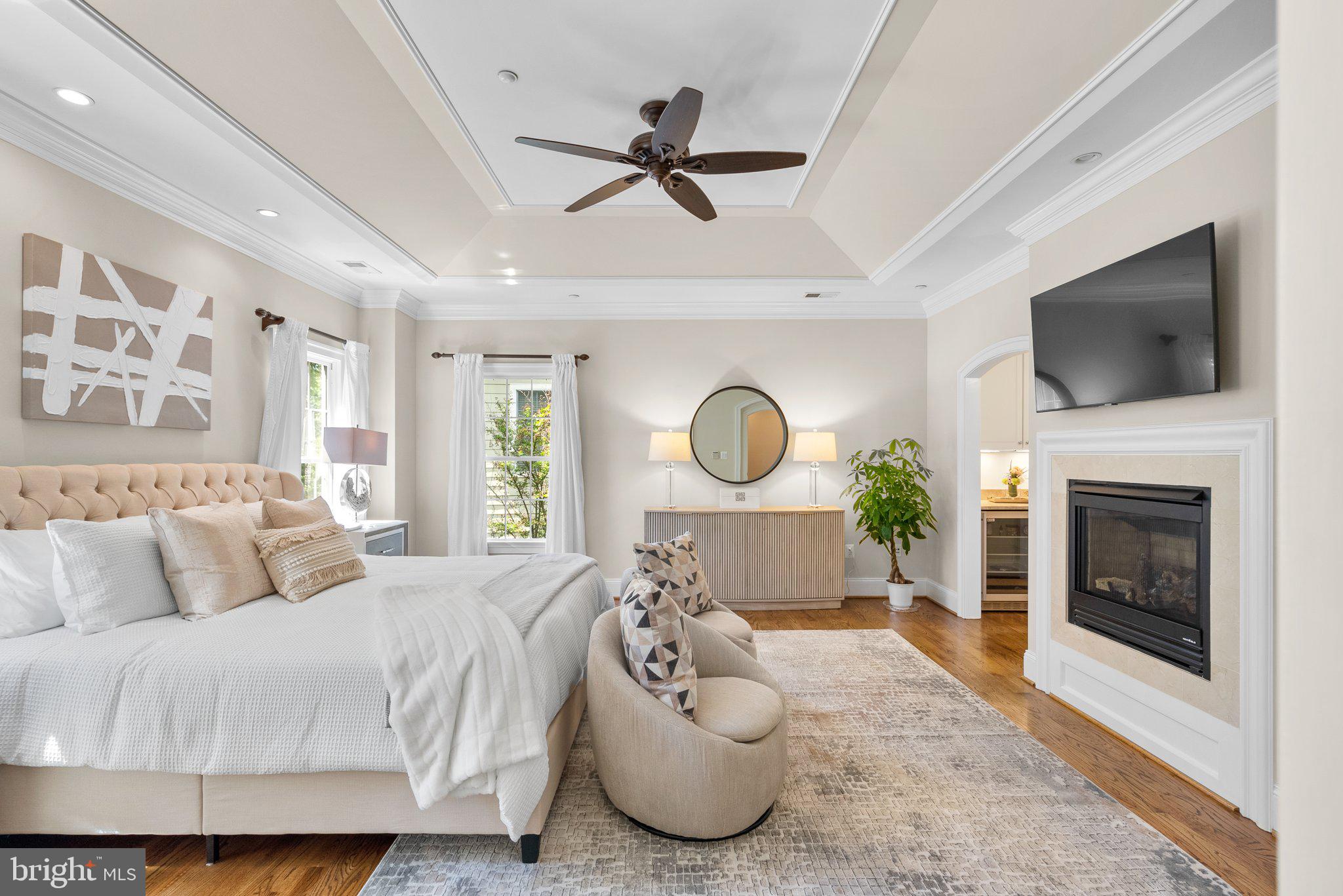 Real estate listing preview #16