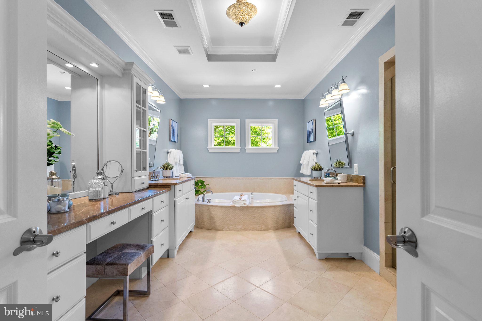 Real estate listing preview #24