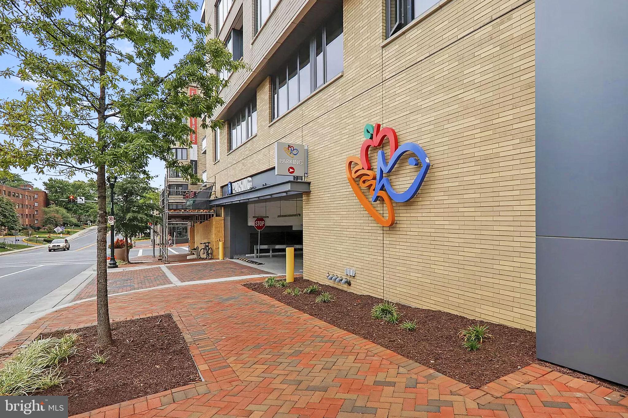 Real estate listing preview #92