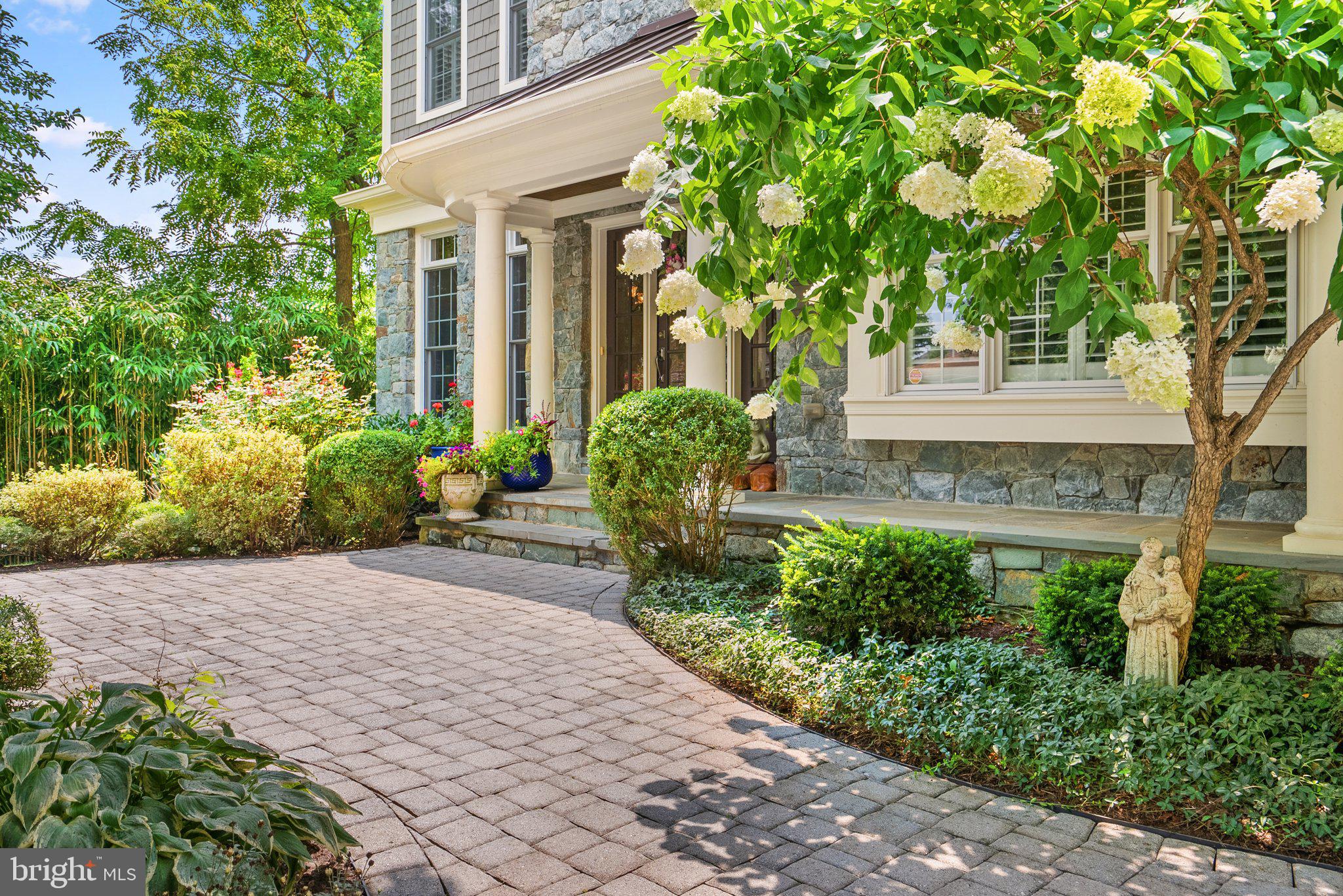 Real estate listing preview #53