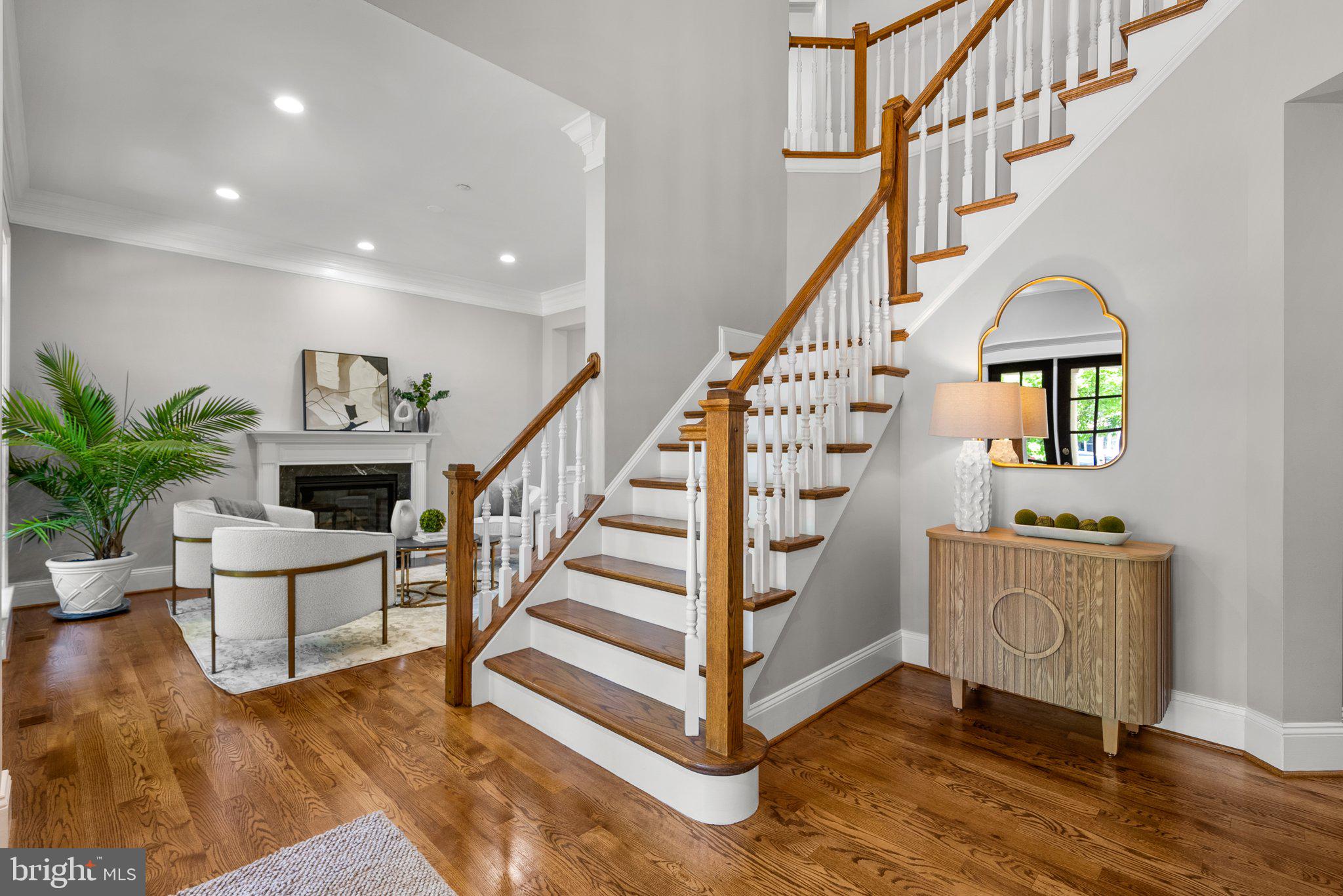 Real estate listing preview #7