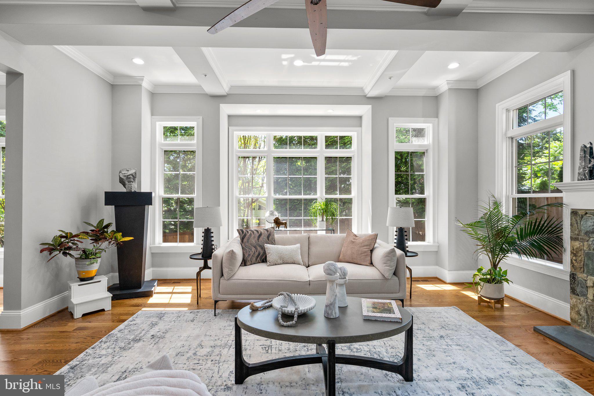 Real estate listing preview #4