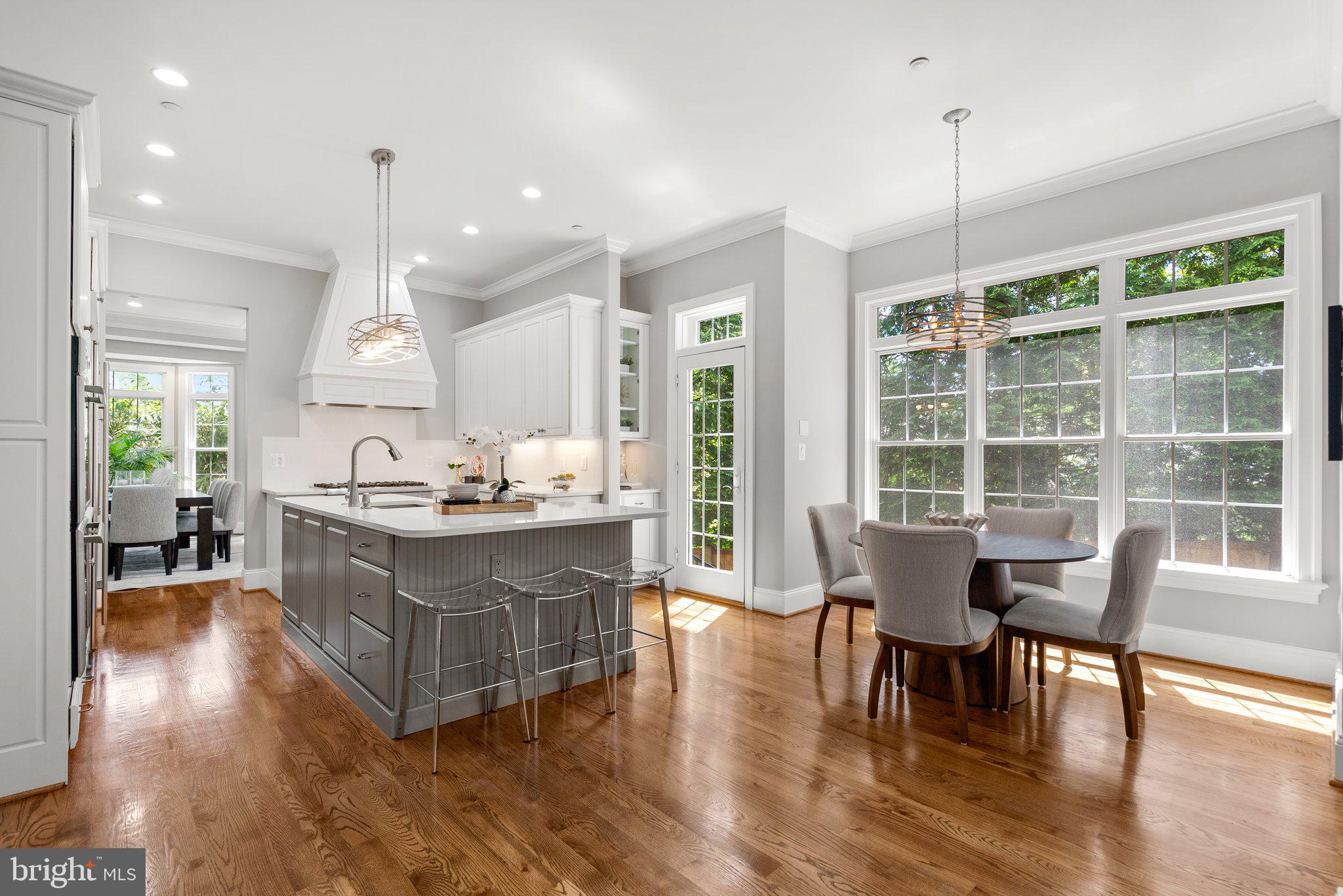 Real estate listing preview #11