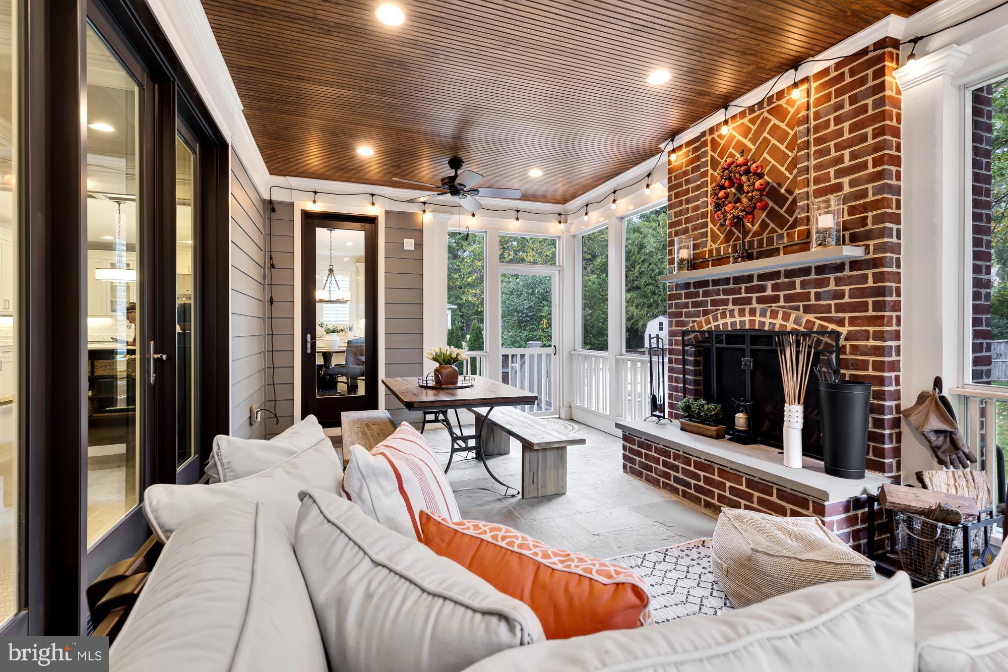 Real estate listing preview #26