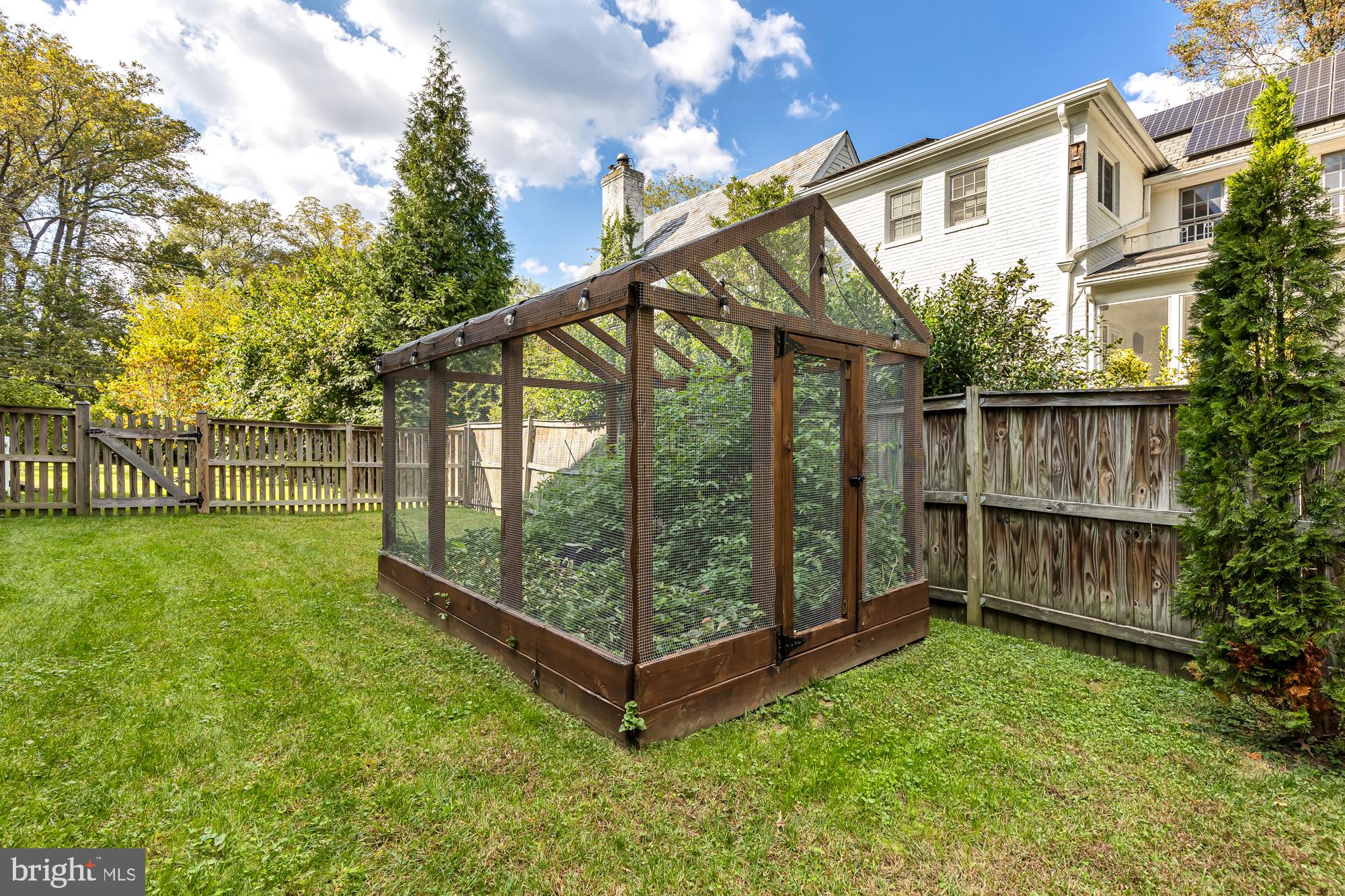 Real estate listing preview #58