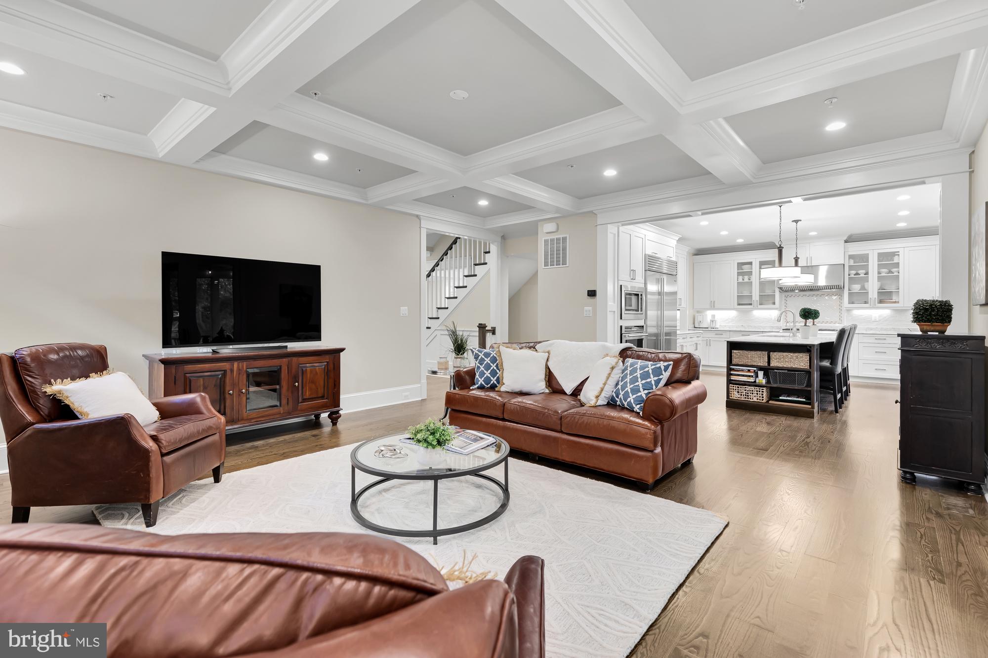 Real estate listing preview #25