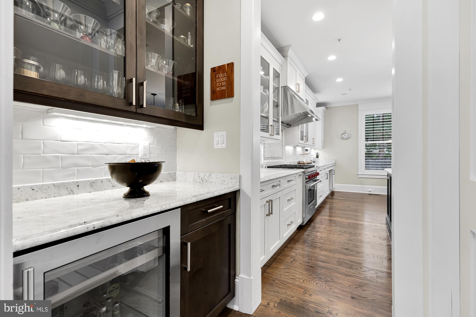 Real estate listing preview #11