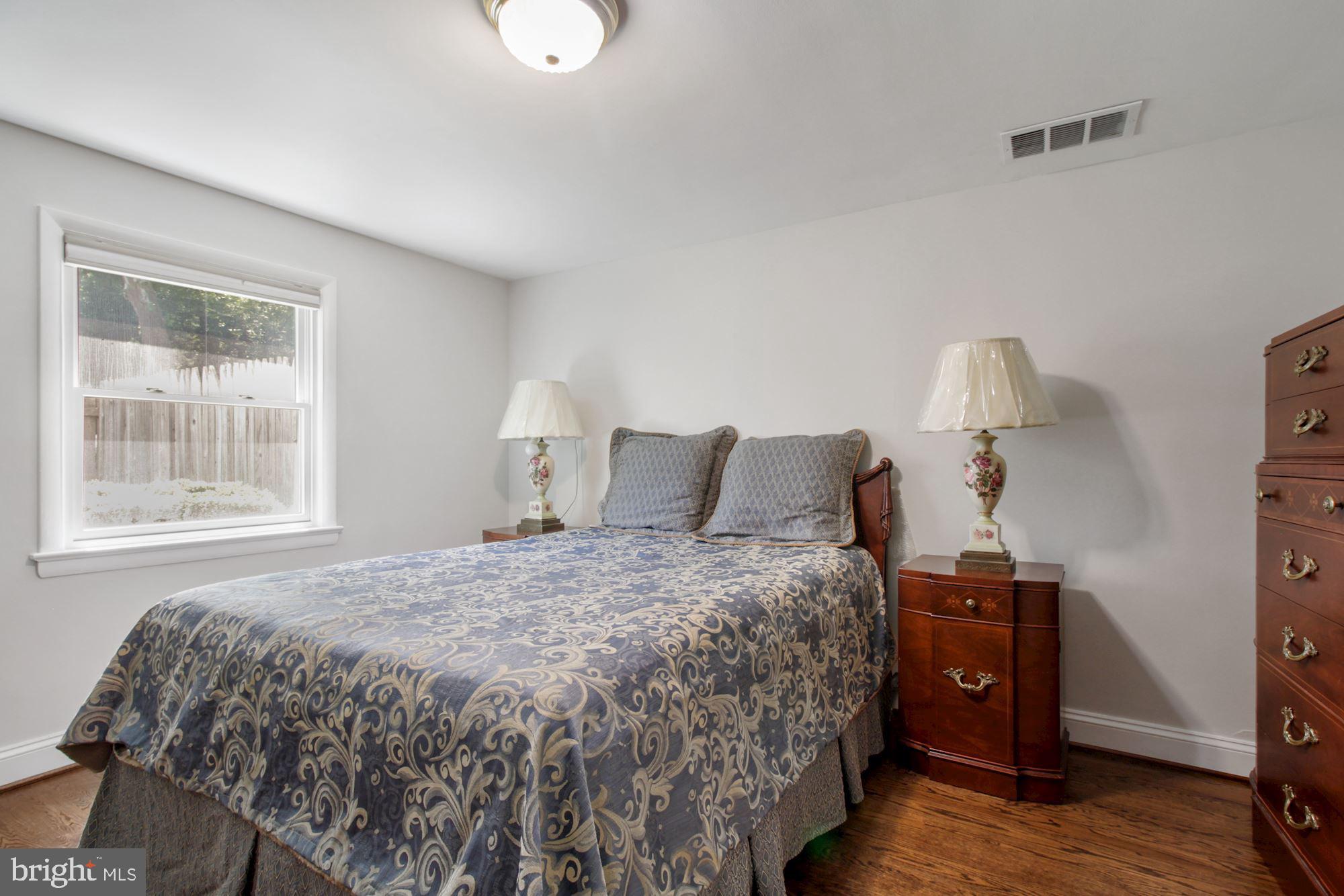 Real estate listing preview #37