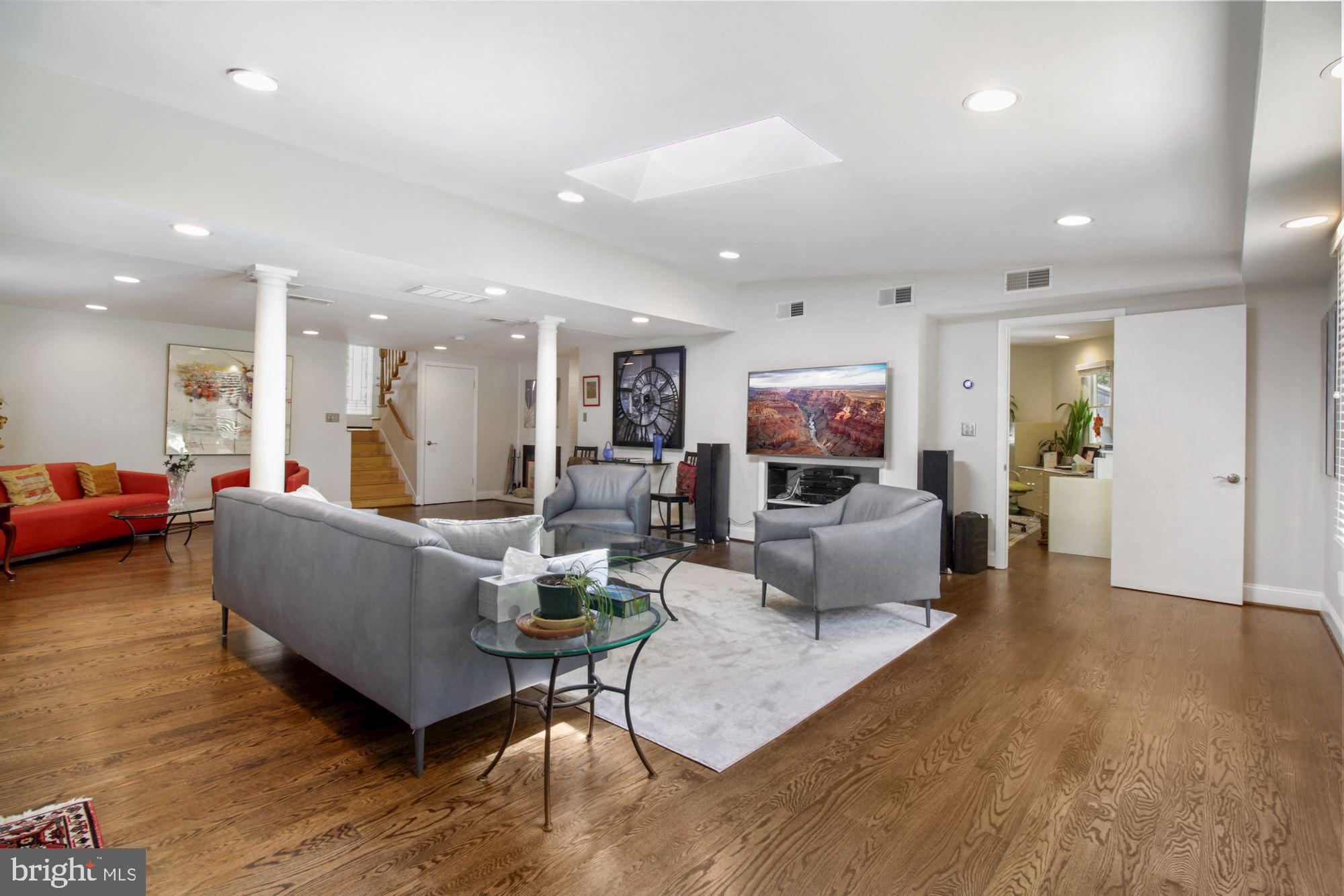 Real estate listing preview #35