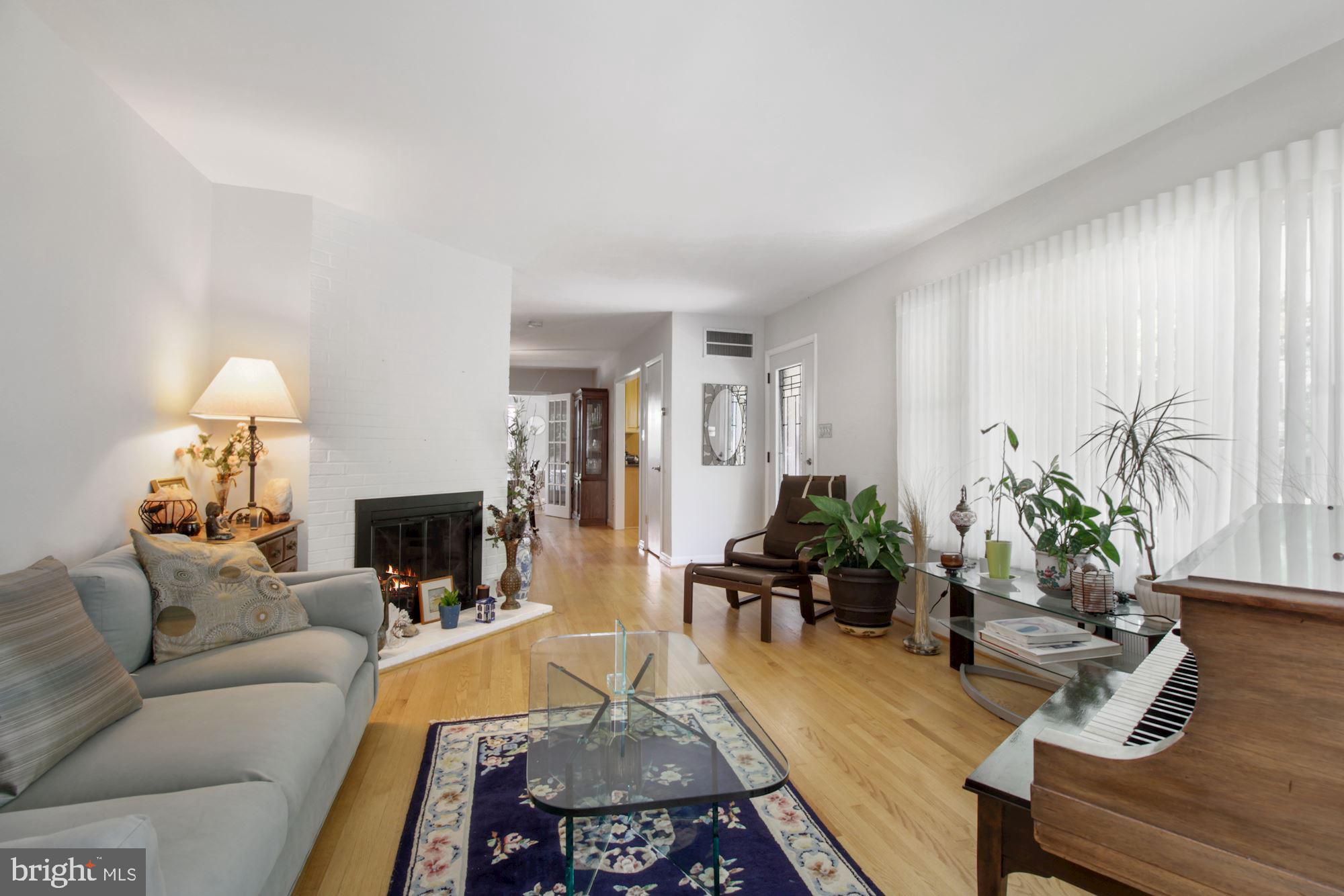 Real estate listing preview #7