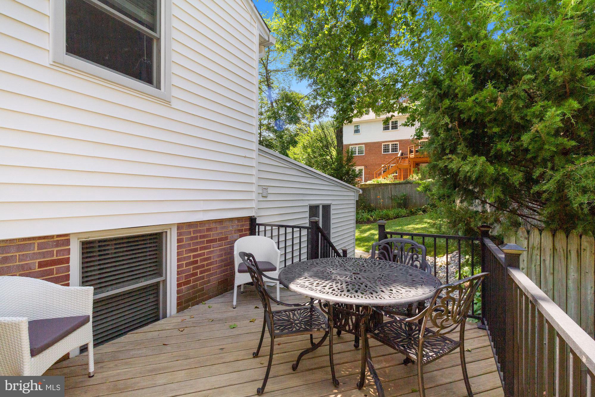 Real estate listing preview #17