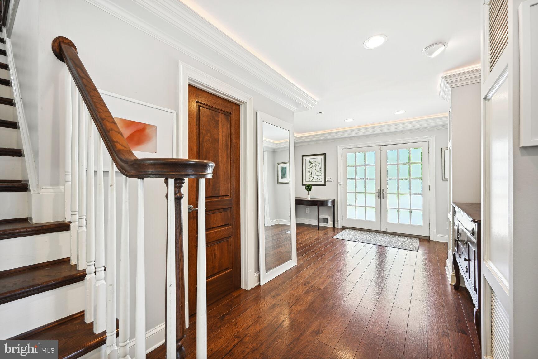 Real estate listing preview #3