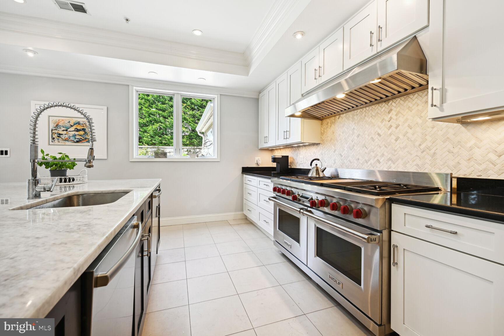 Real estate listing preview #10