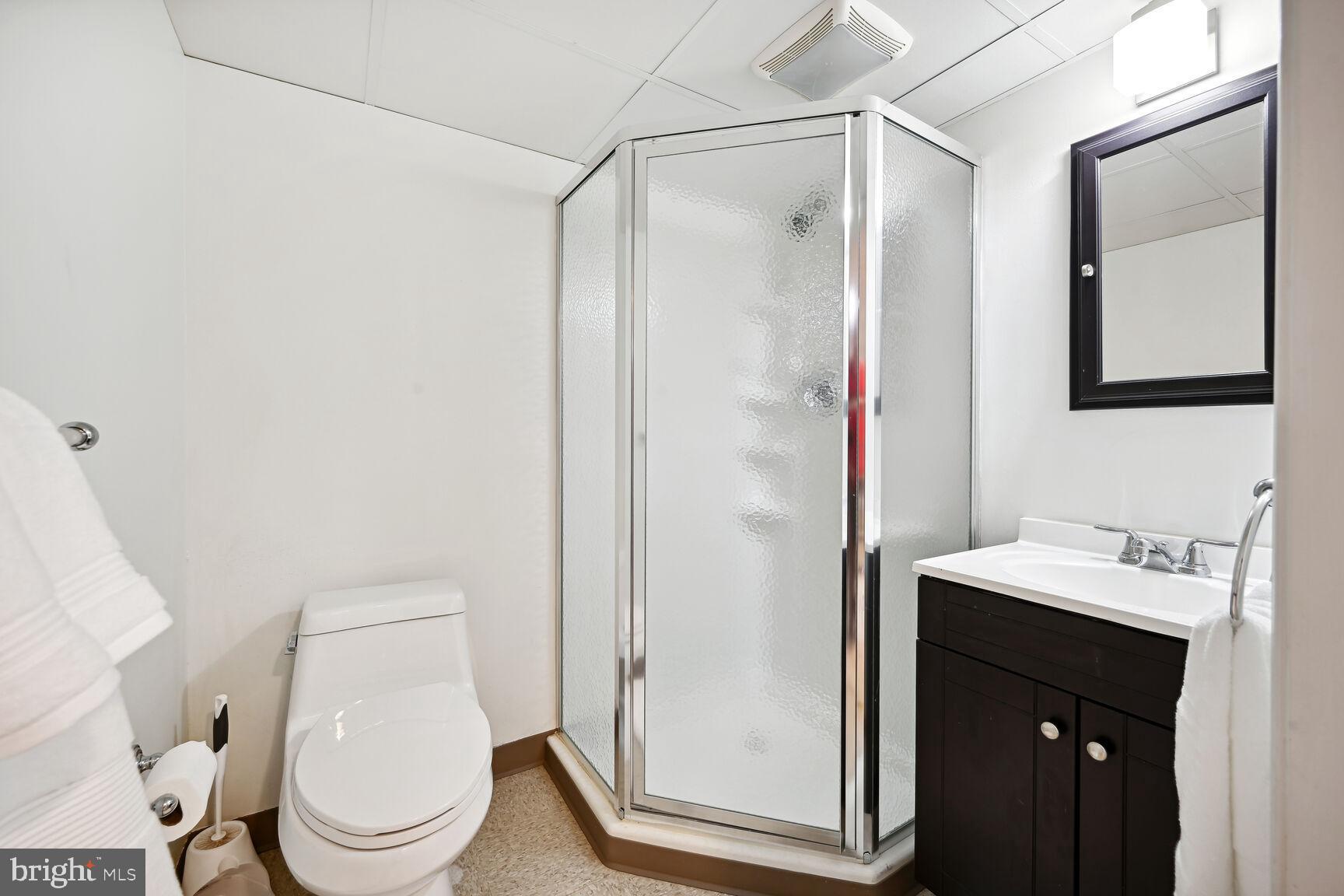 Real estate listing preview #32