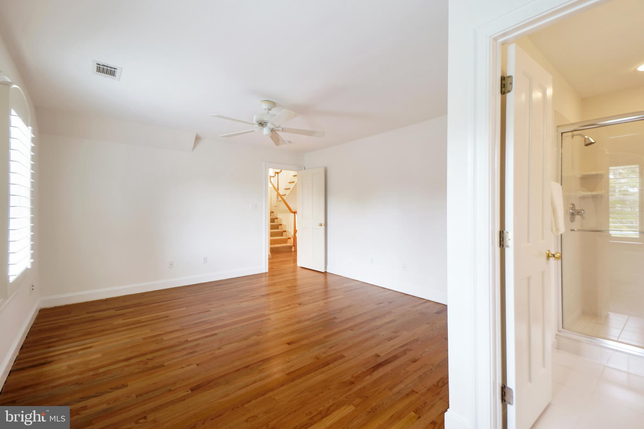 Real estate listing preview #22