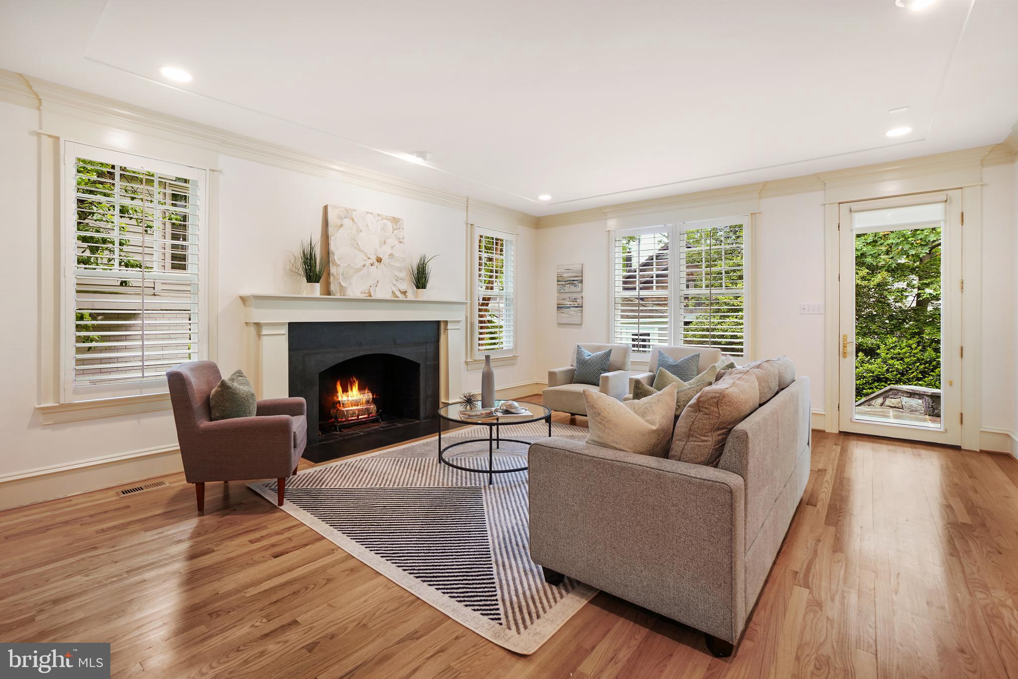 Real estate listing preview #15