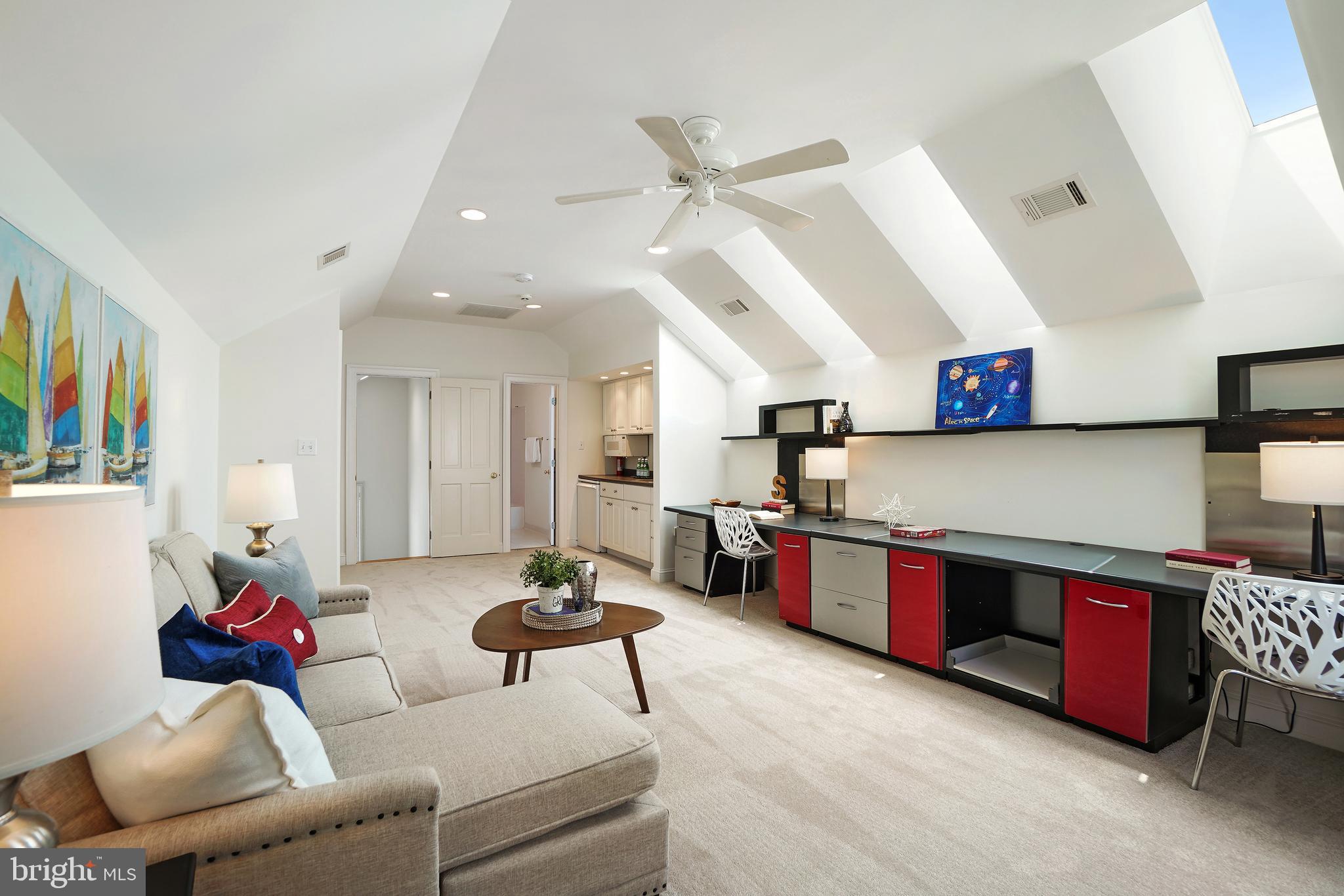 Real estate listing preview #25