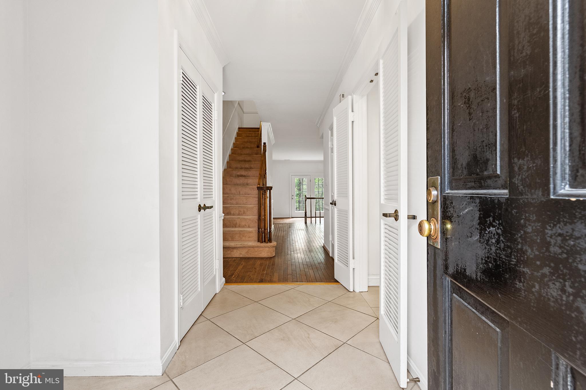 Real estate listing preview #4