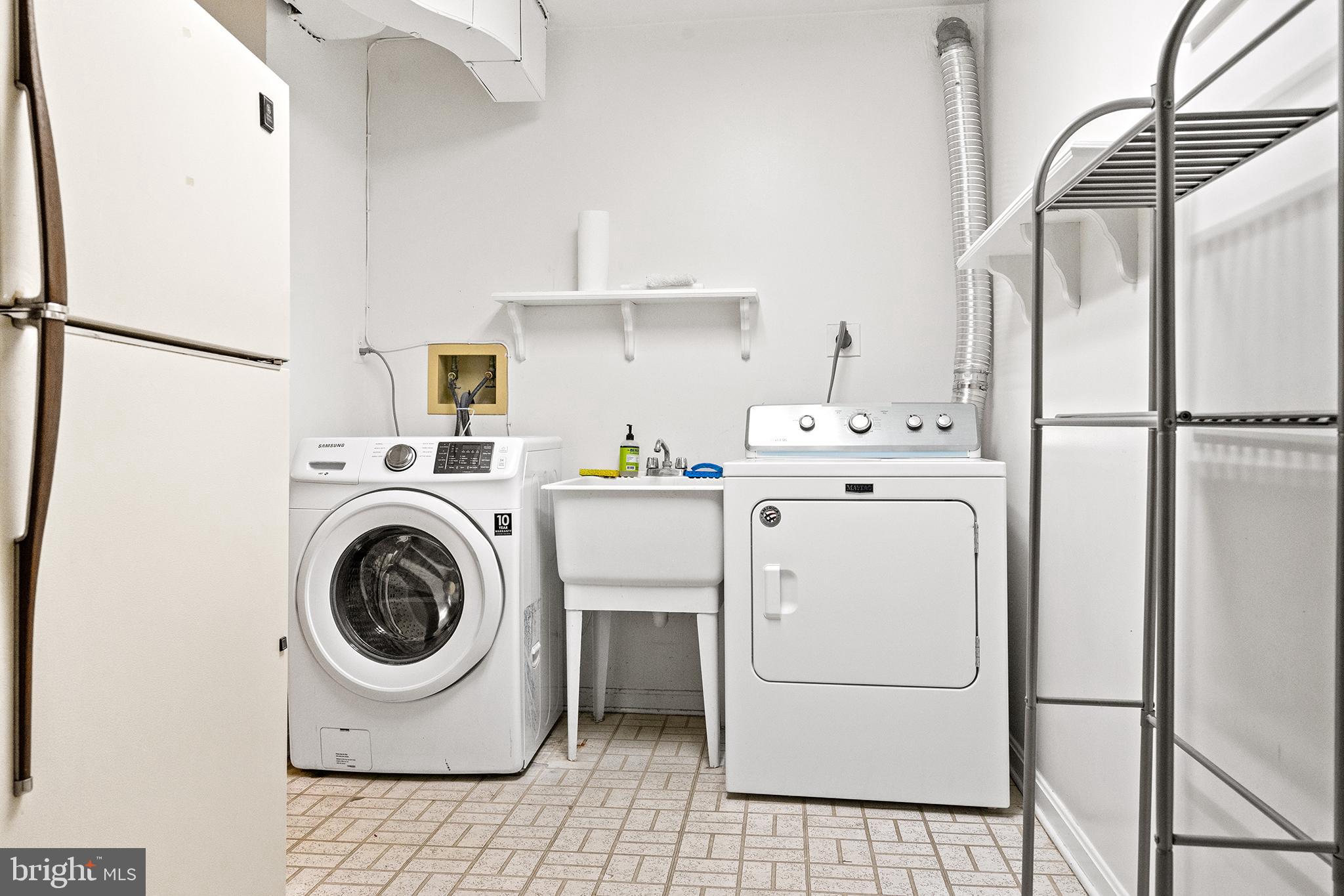 Real estate listing preview #24