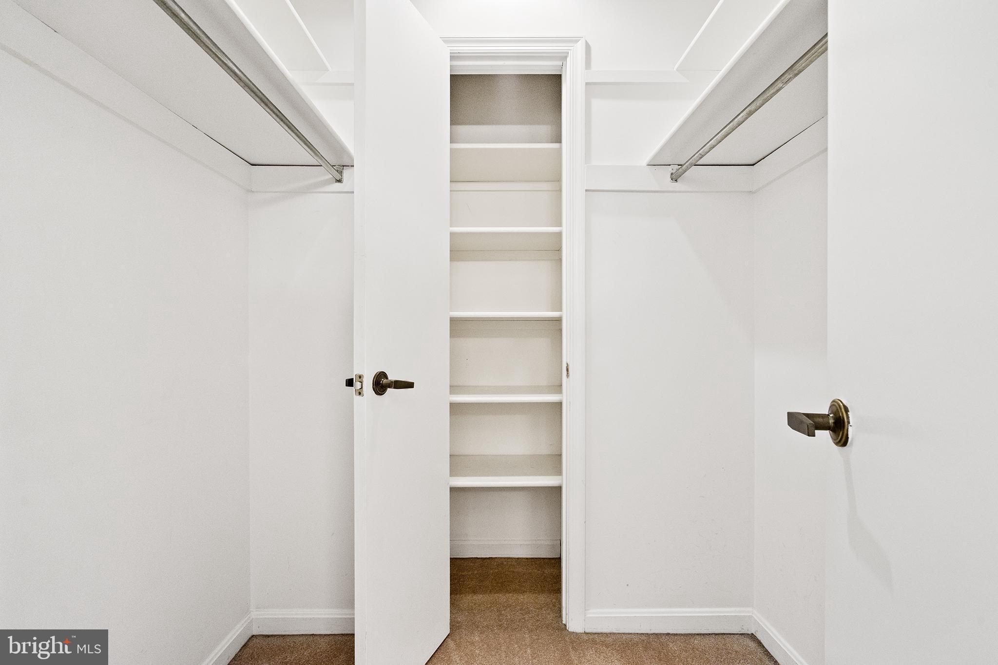 Real estate listing preview #16