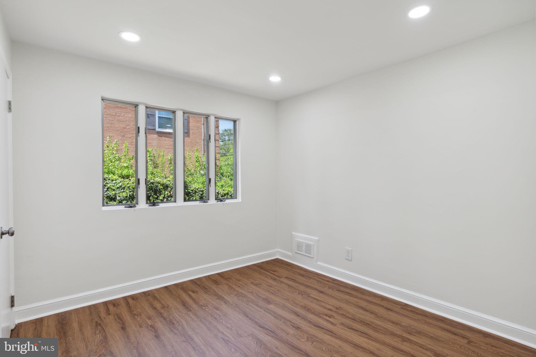 Real estate listing preview #51