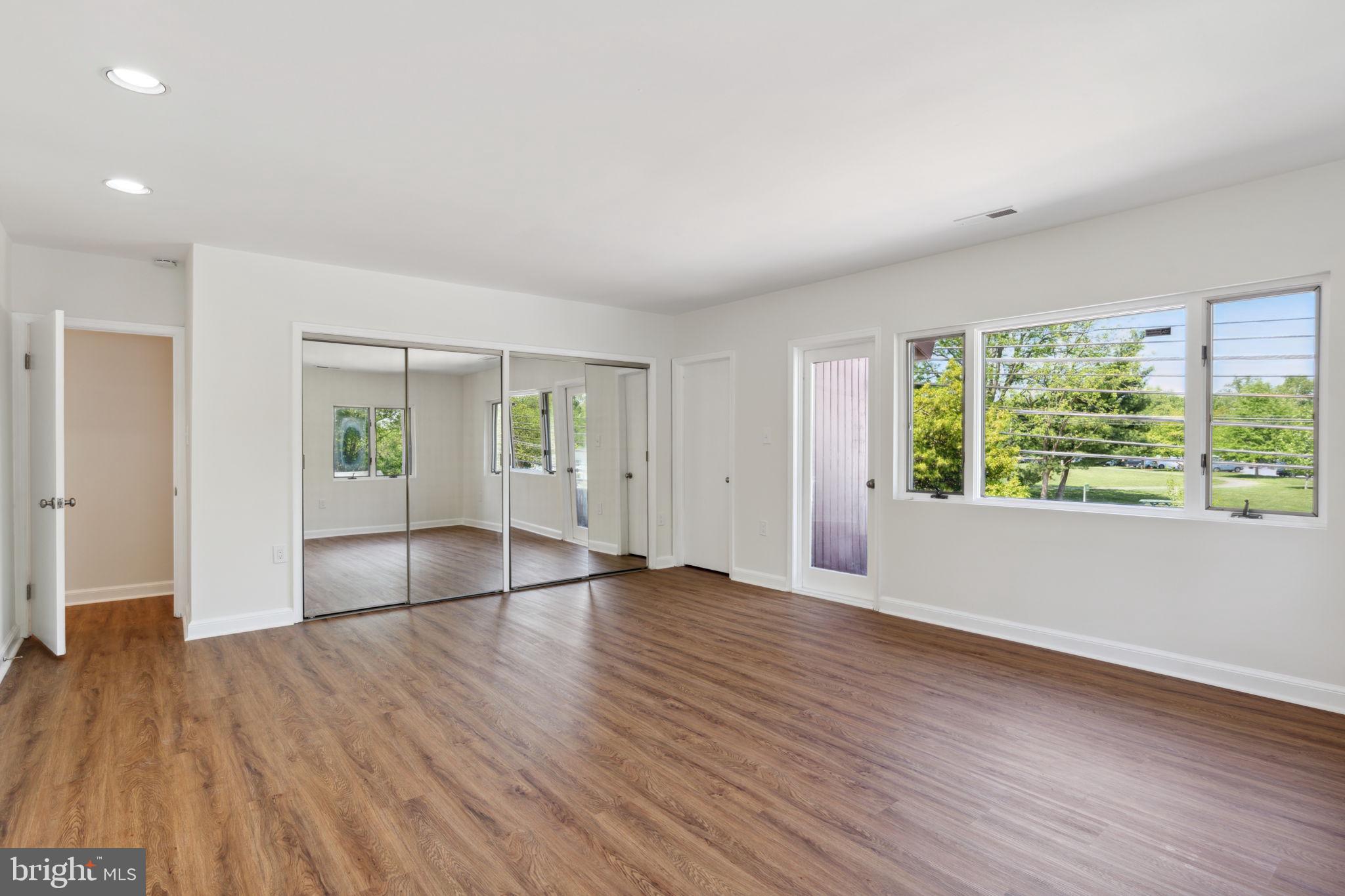 Real estate listing preview #38