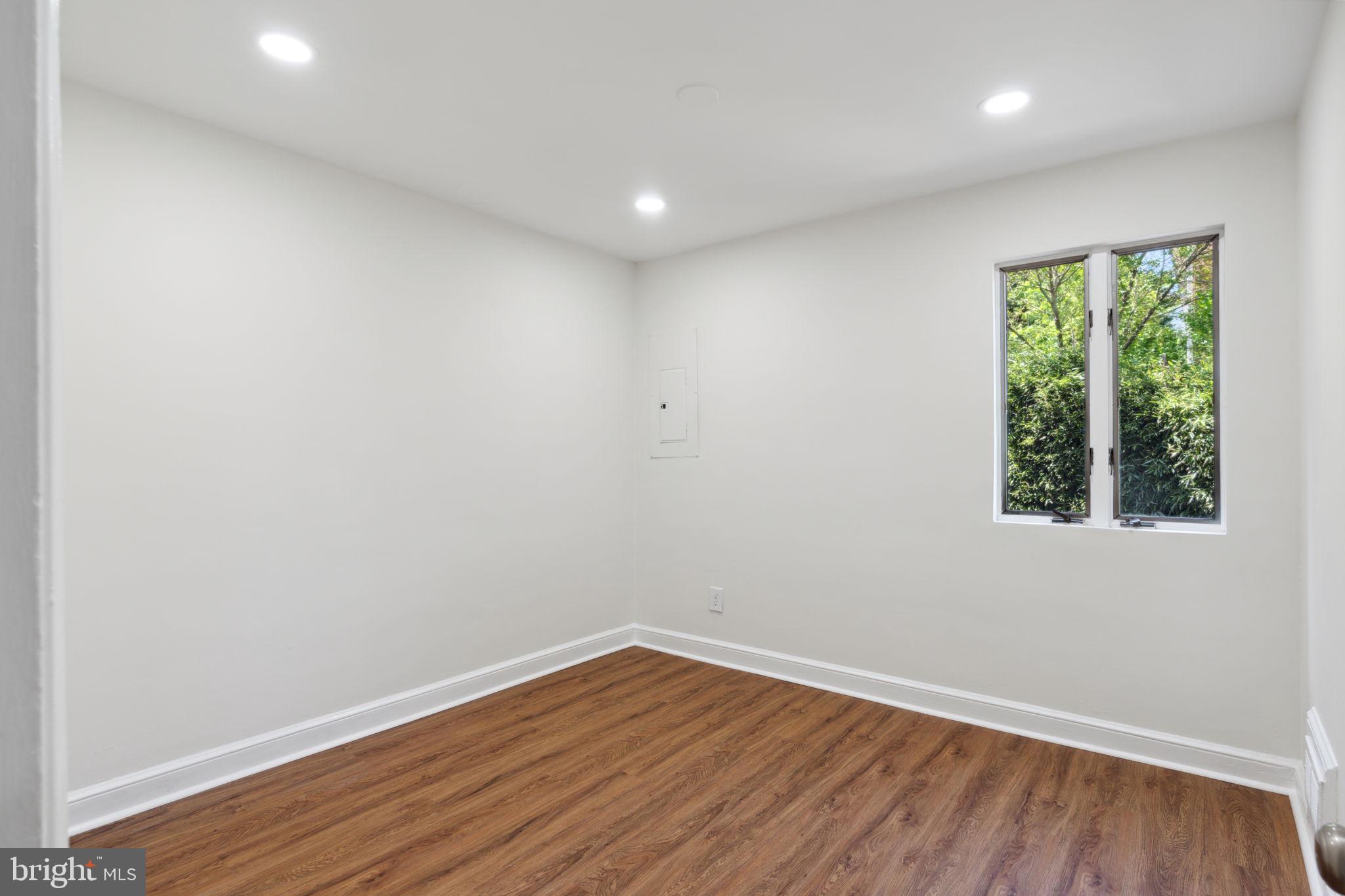 Real estate listing preview #52