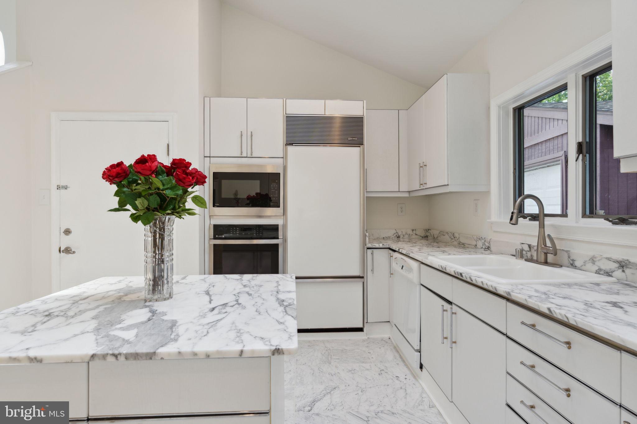 Real estate listing preview #22