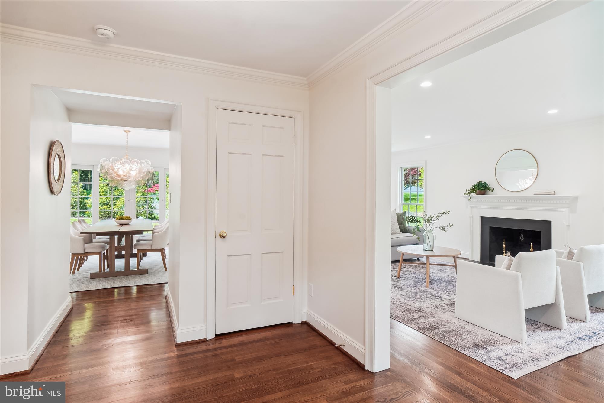 Real estate listing preview #2