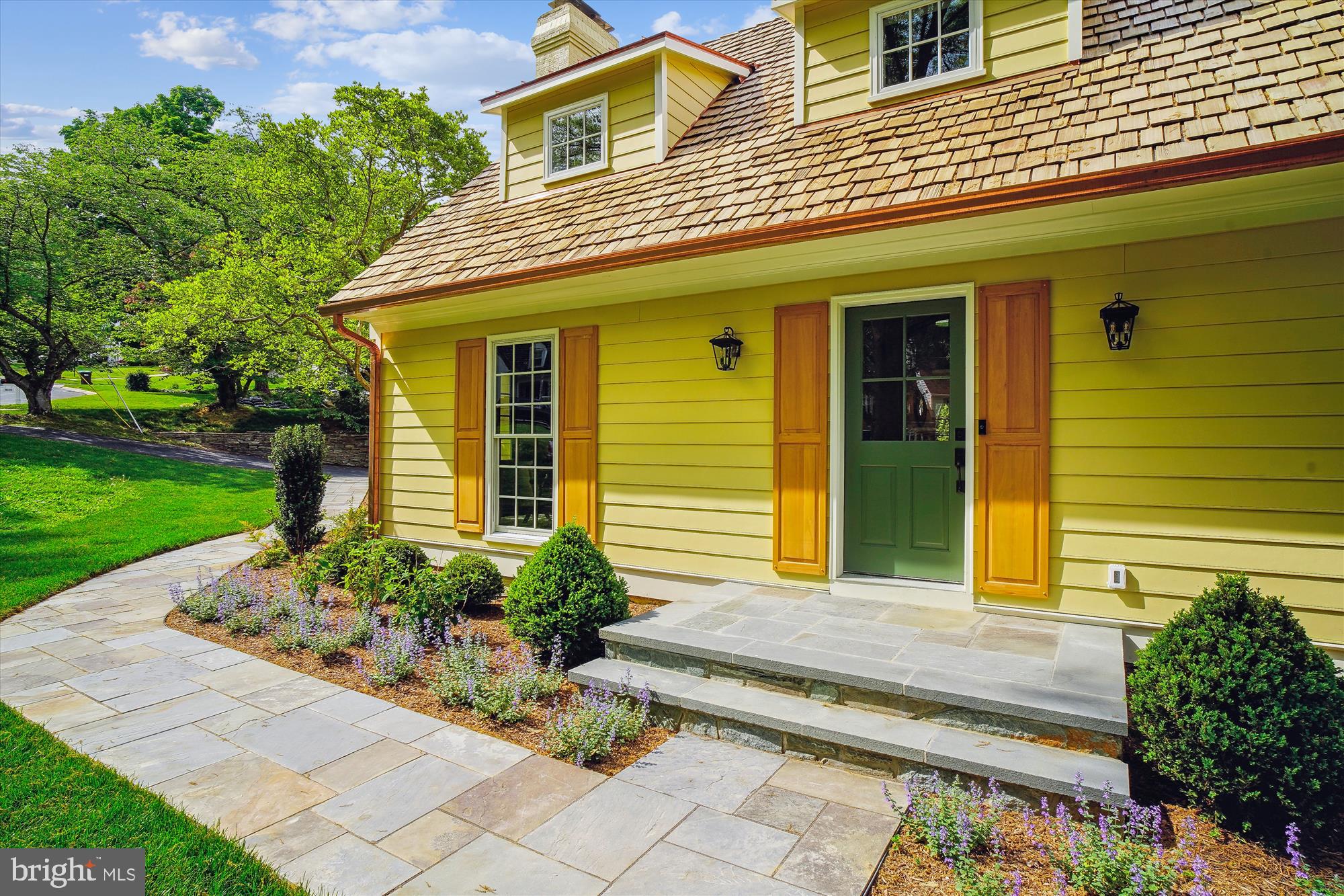 Real estate listing preview #77