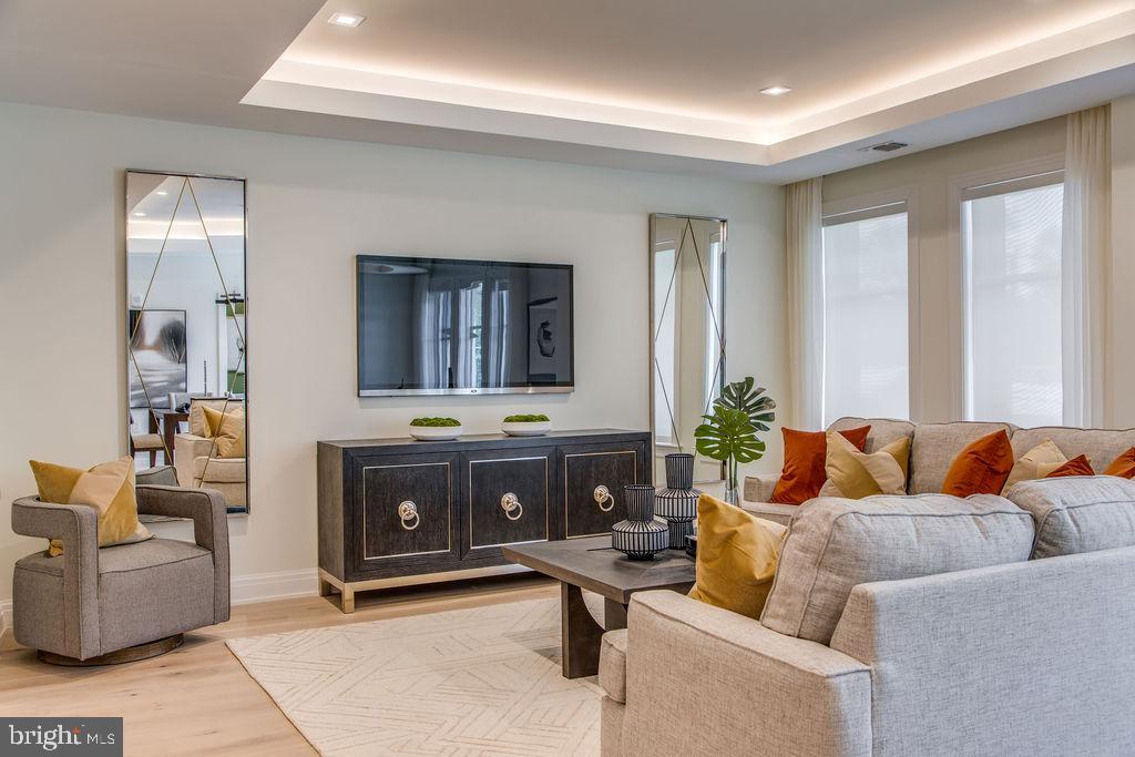 Real estate listing preview #23