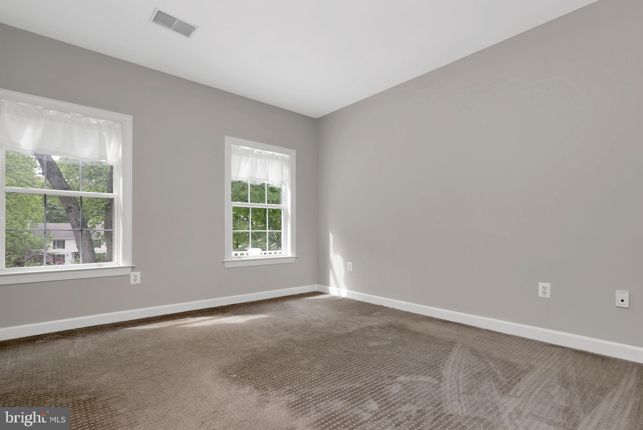 Real estate listing preview #53