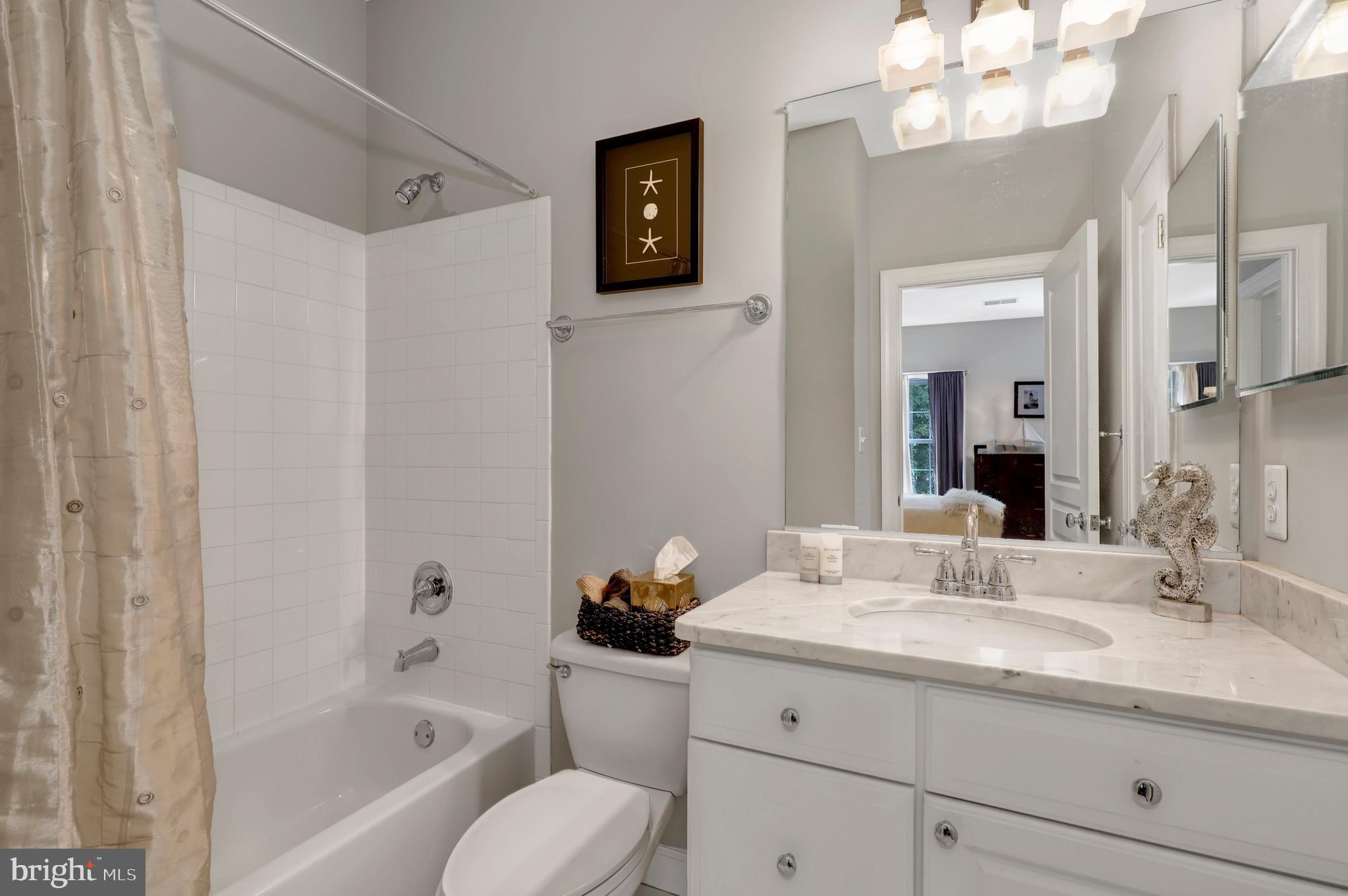 Real estate listing preview #52