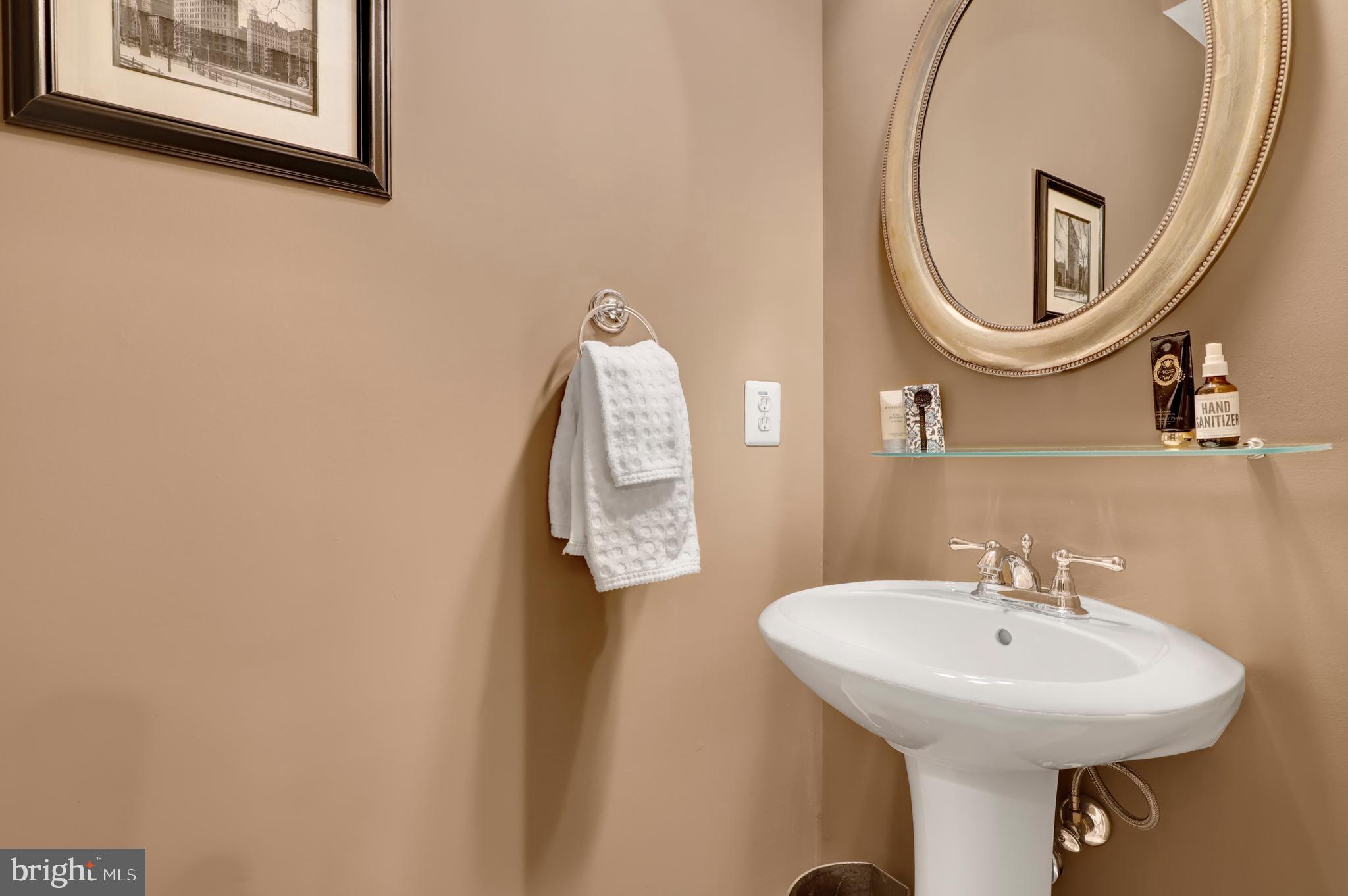 Real estate listing preview #35