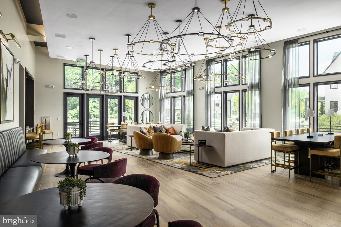 Real estate listing preview #15