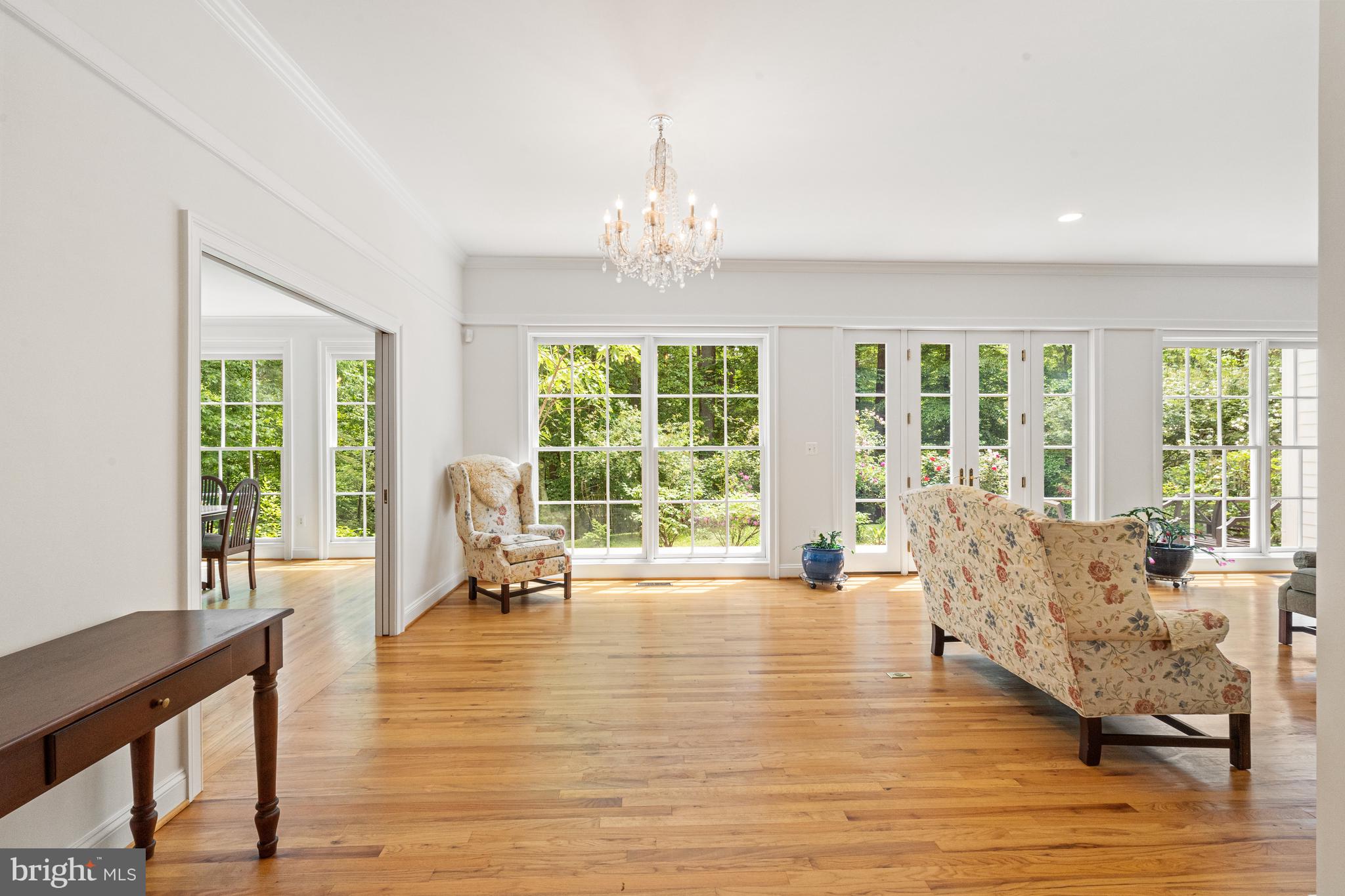 Real estate listing preview #4