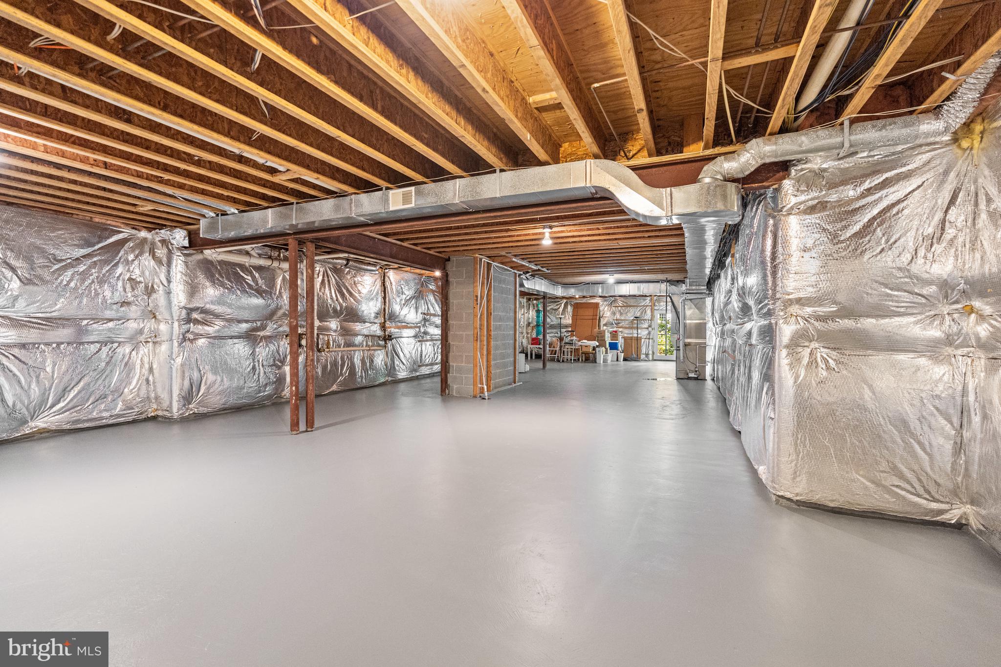 Real estate listing preview #16