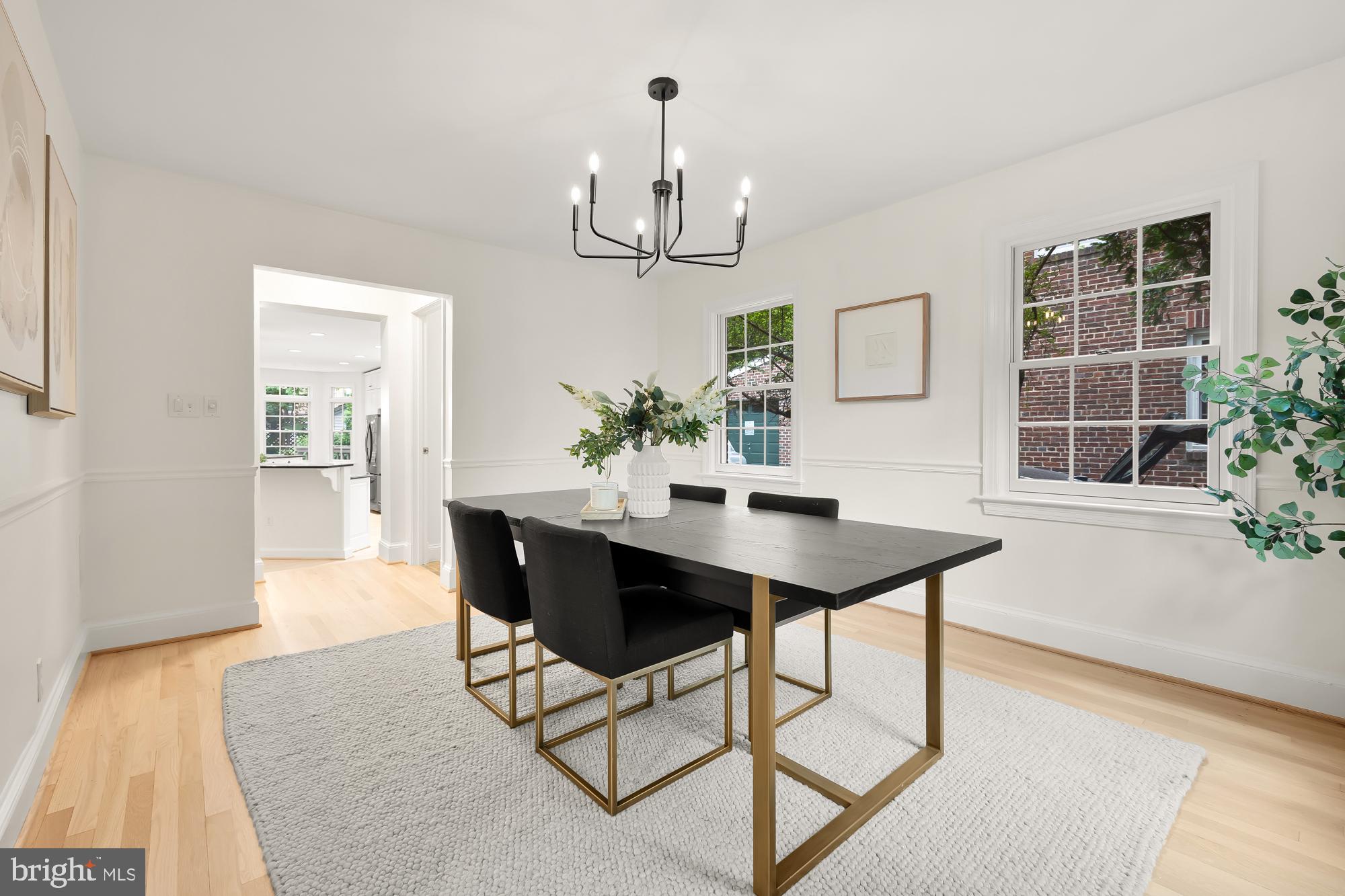 Real estate listing preview #16