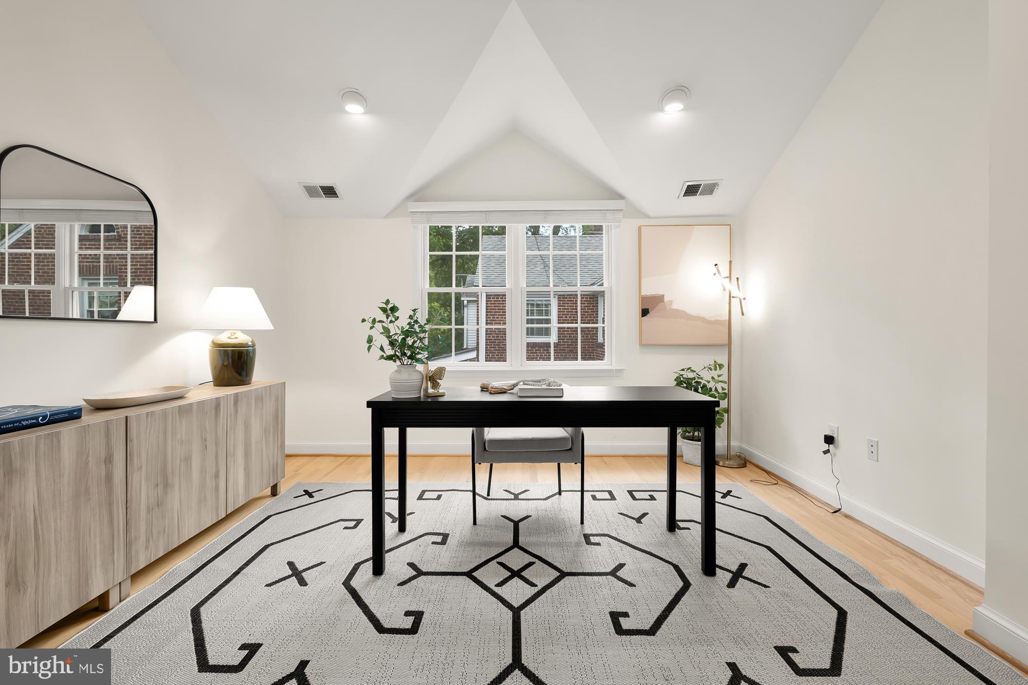 Real estate listing preview #20