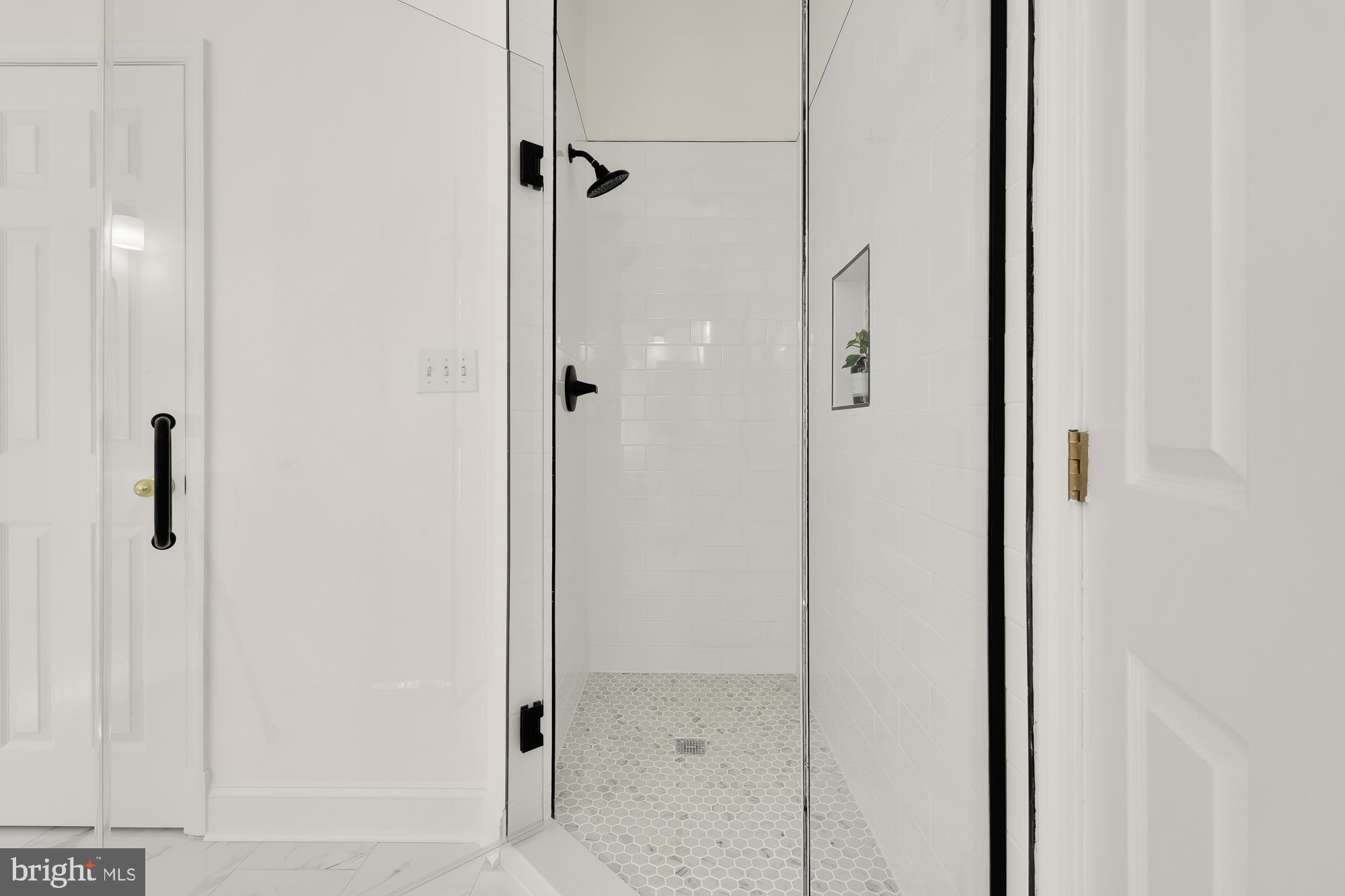 Real estate listing preview #19