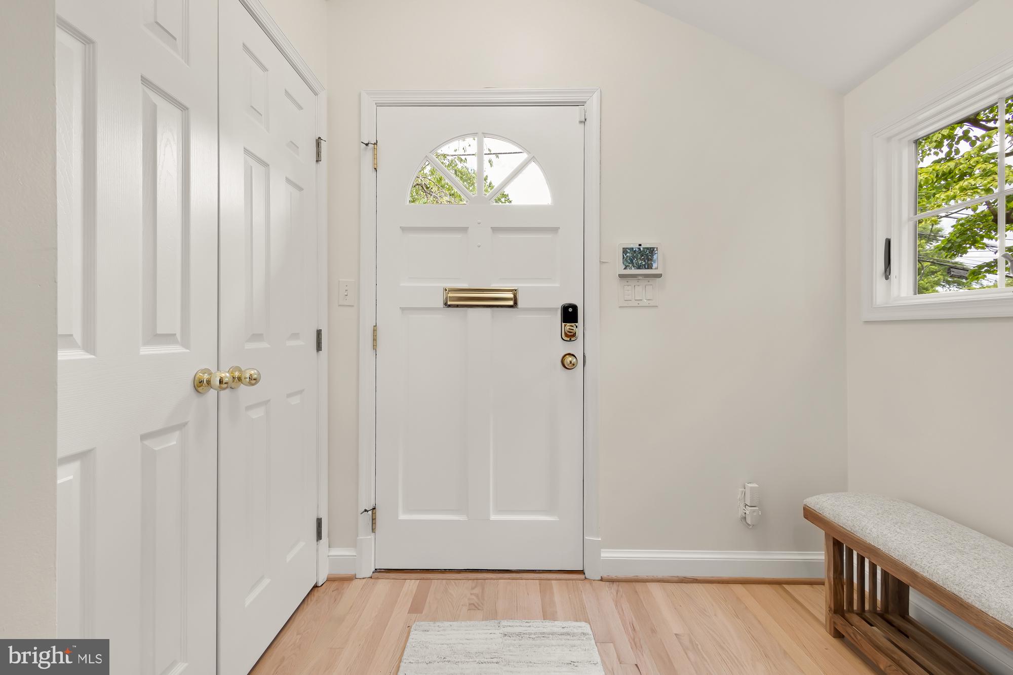 Real estate listing preview #2