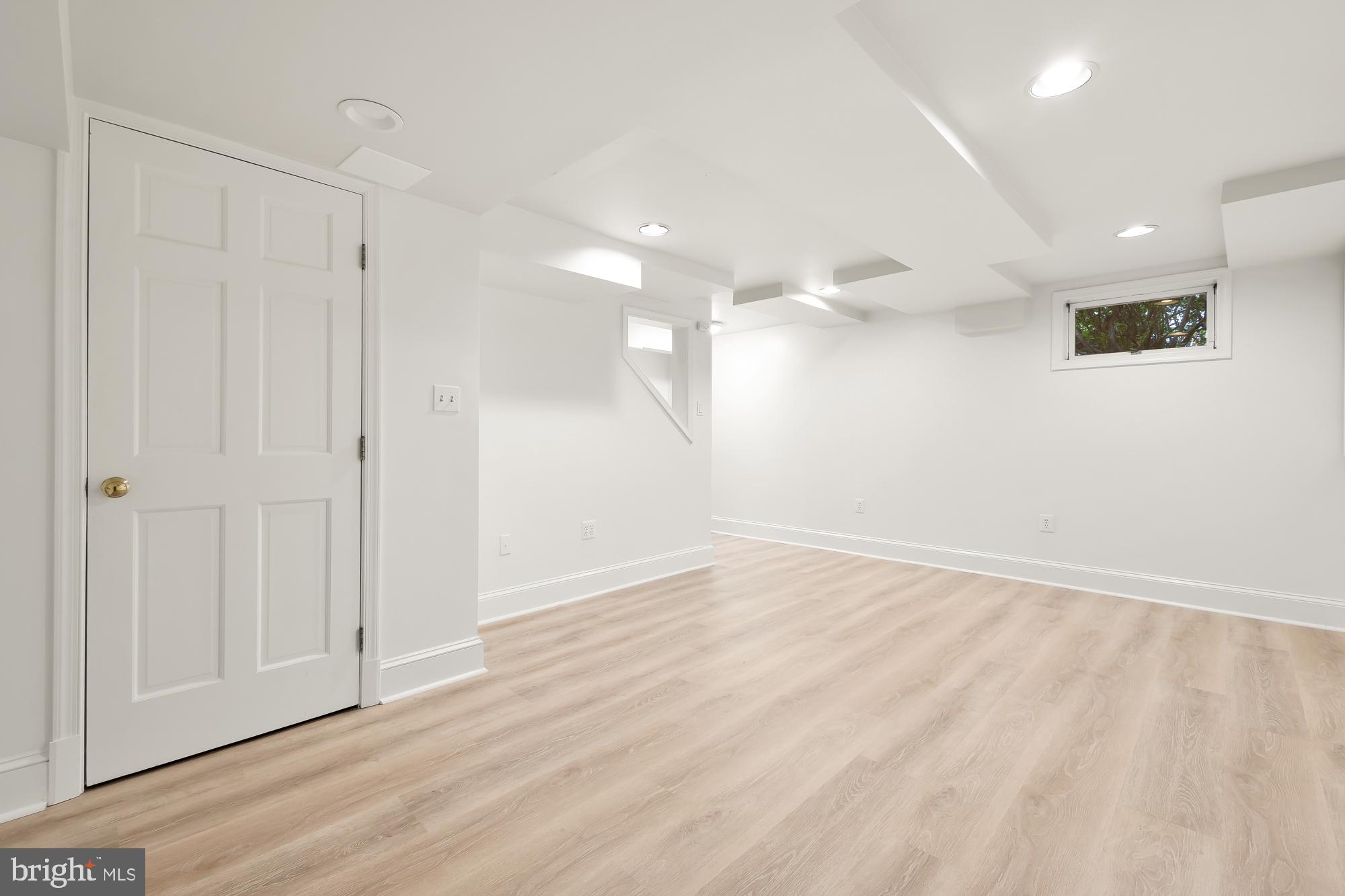 Real estate listing preview #26