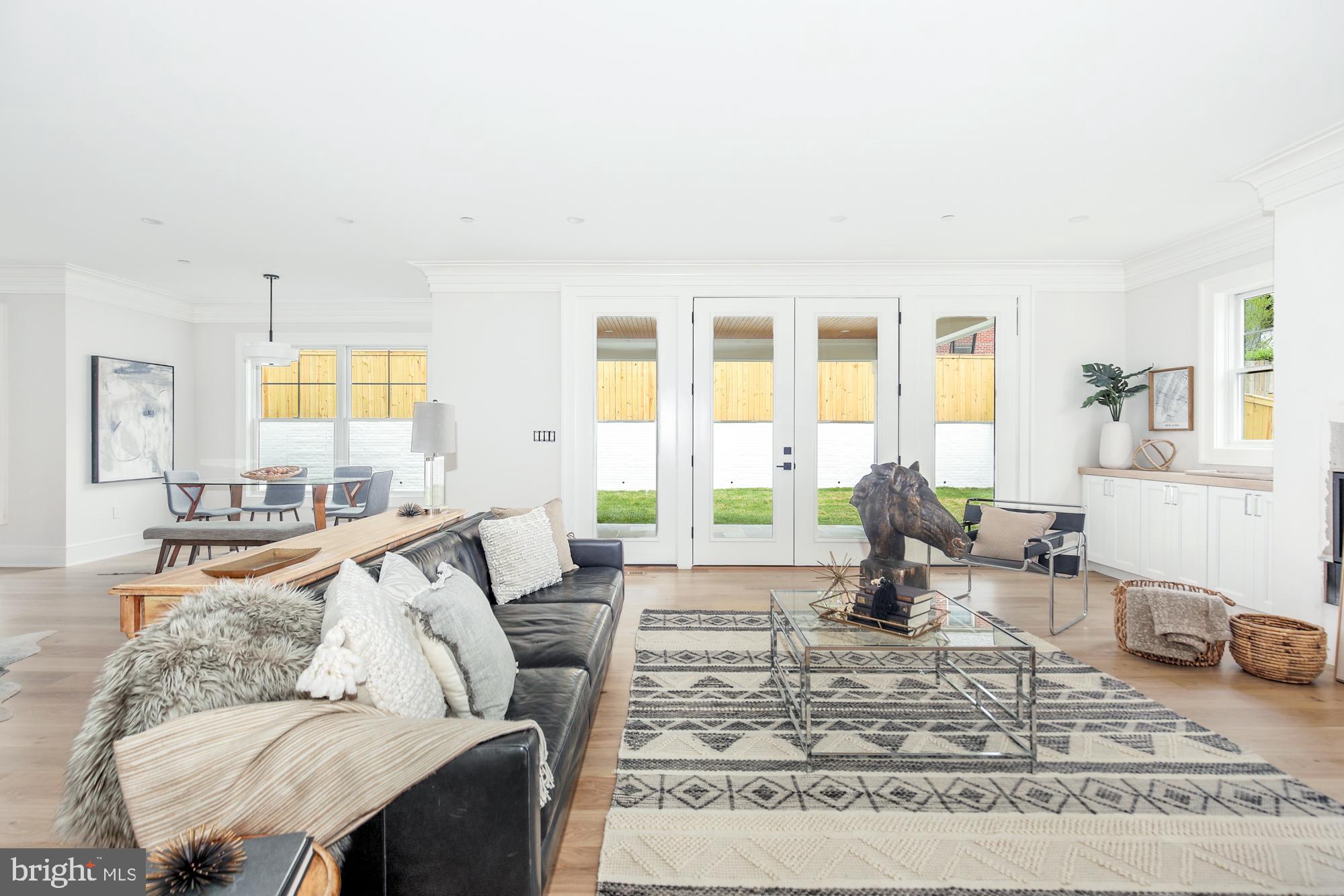 Real estate listing preview #16