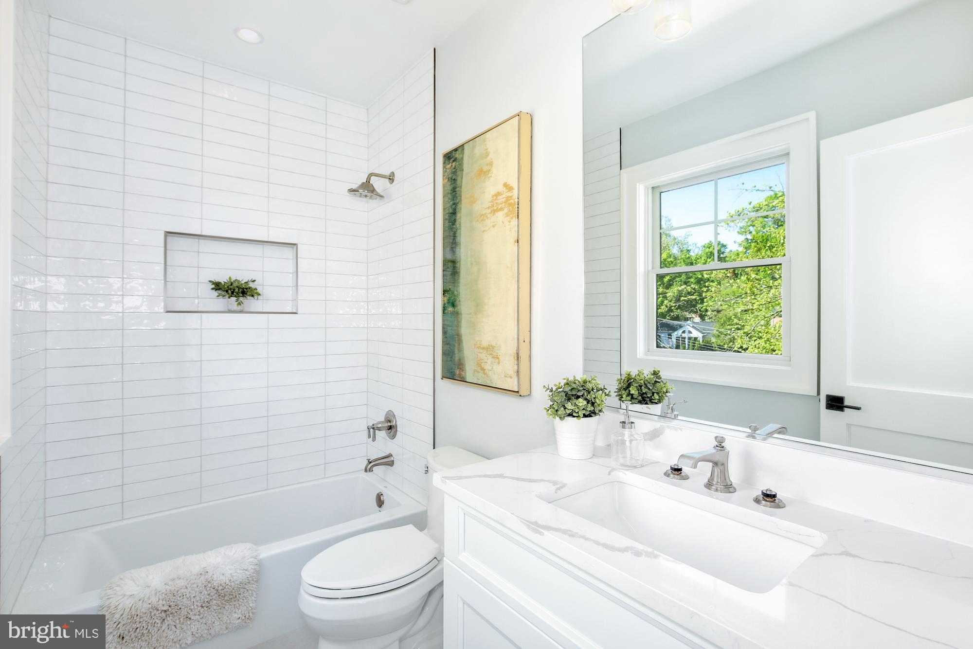 Real estate listing preview #33